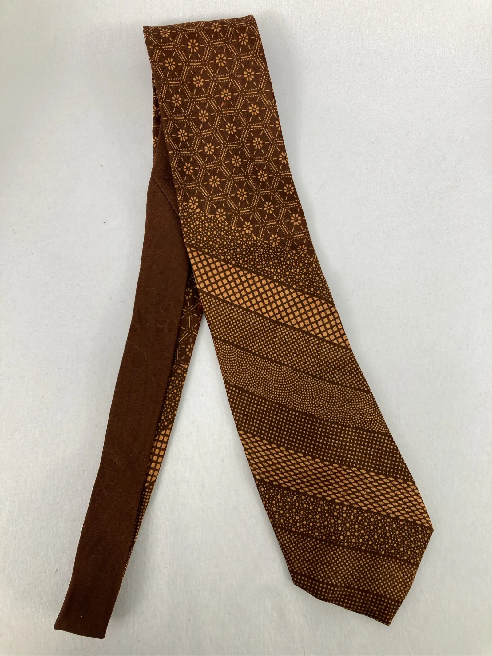 https://r2-worker.digdig.jp/product/d464d553-1207-438d-a4f0-5cf392897a53/e075e861-12cf-473c-a7c0-c3530e9db6c5