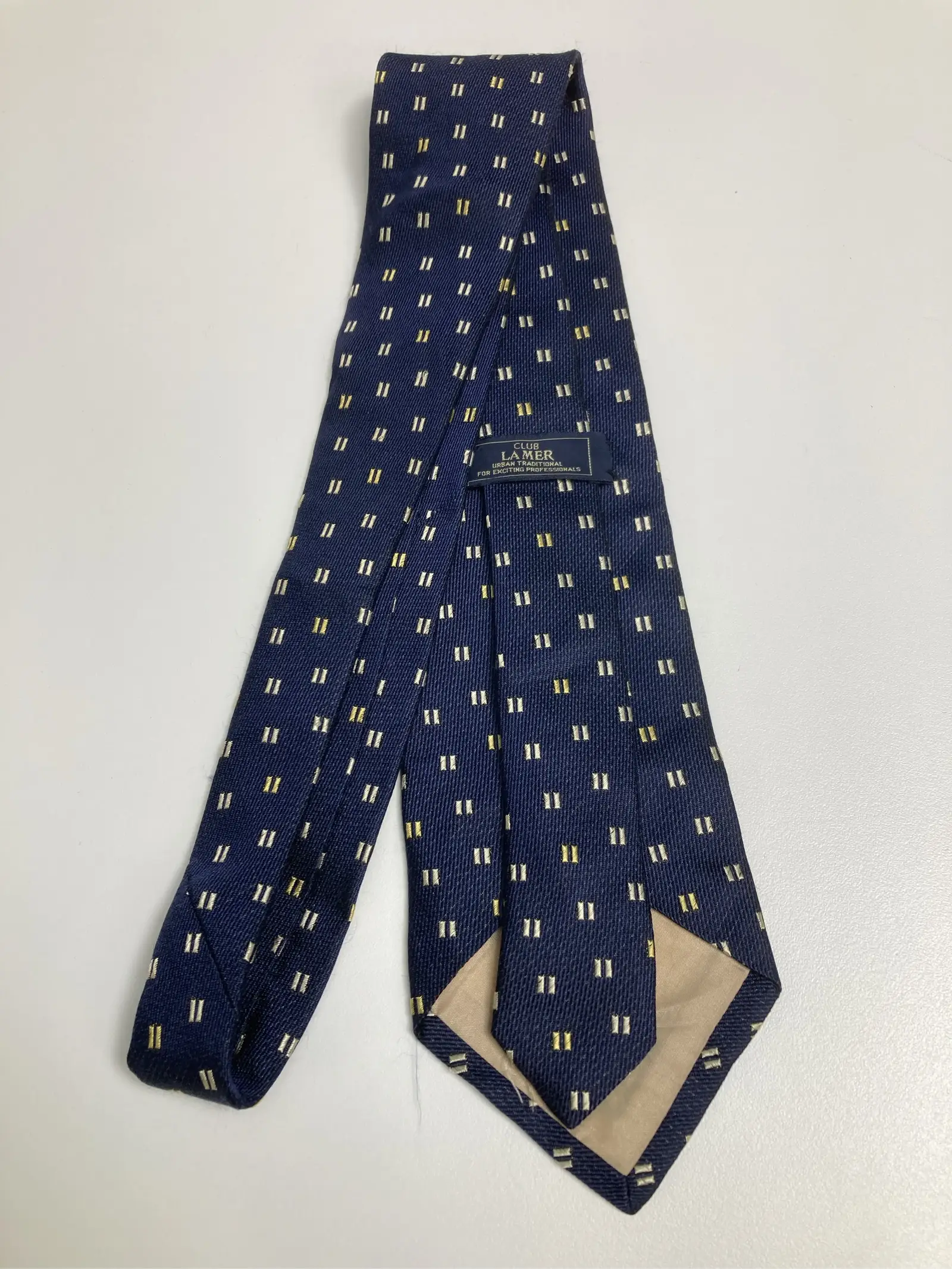 https://r2-worker.digdig.jp/product/d47a528d-0457-4d3c-a2a9-435313875e53/e44b23ac-ac65-4c23-b6b6-bb1a908aef93