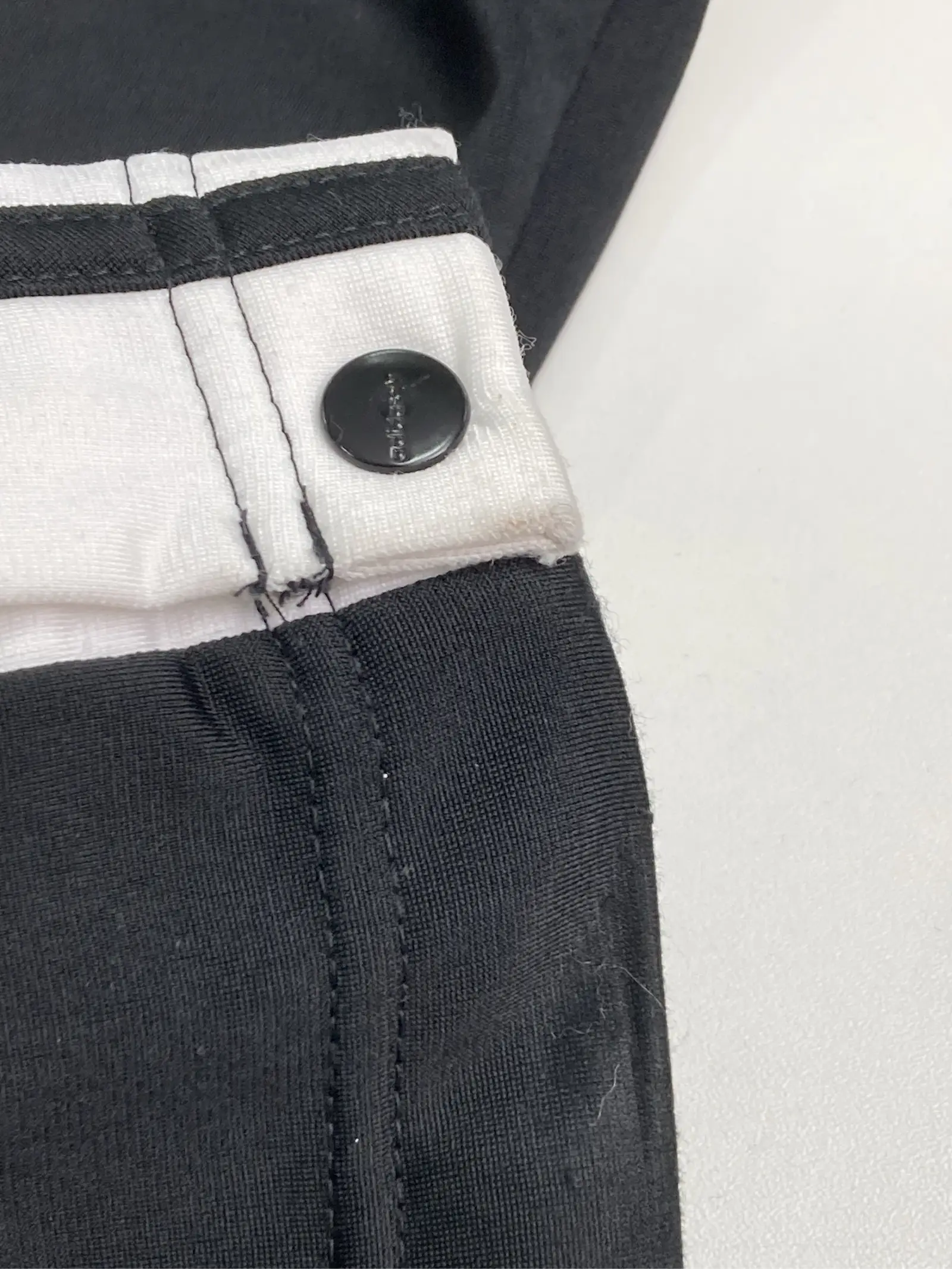 https://r2-worker.digdig.jp/product/d4848ad3-9ecb-4ffc-ad04-c13b4d240fa3/3b0b6428-fc16-4fce-9a04-9d331b9612f4