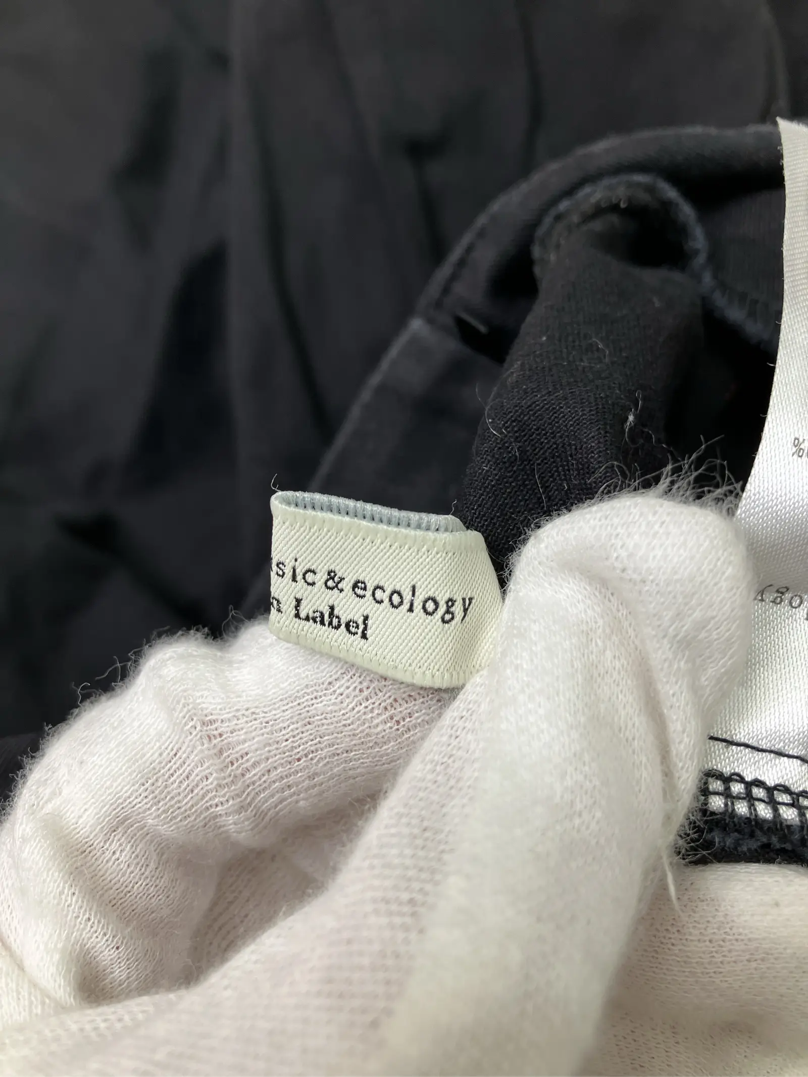 https://r2-worker.digdig.jp/product/d53f2cf0-512f-4f1b-bb3b-5395684f090c/959058a2-701c-4192-b662-2086afbc59a3