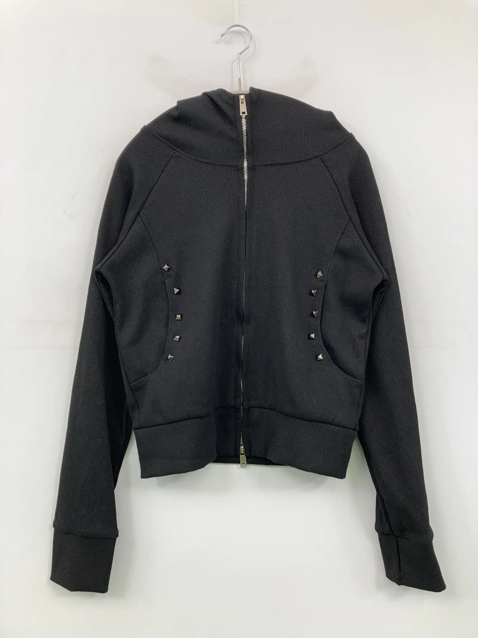 https://r2-worker.digdig.jp/product/d57f893b-663e-4f02-afbf-fe5ef34d59a0/6609a610-73ac-4355-bfb0-0e284a68ccc3