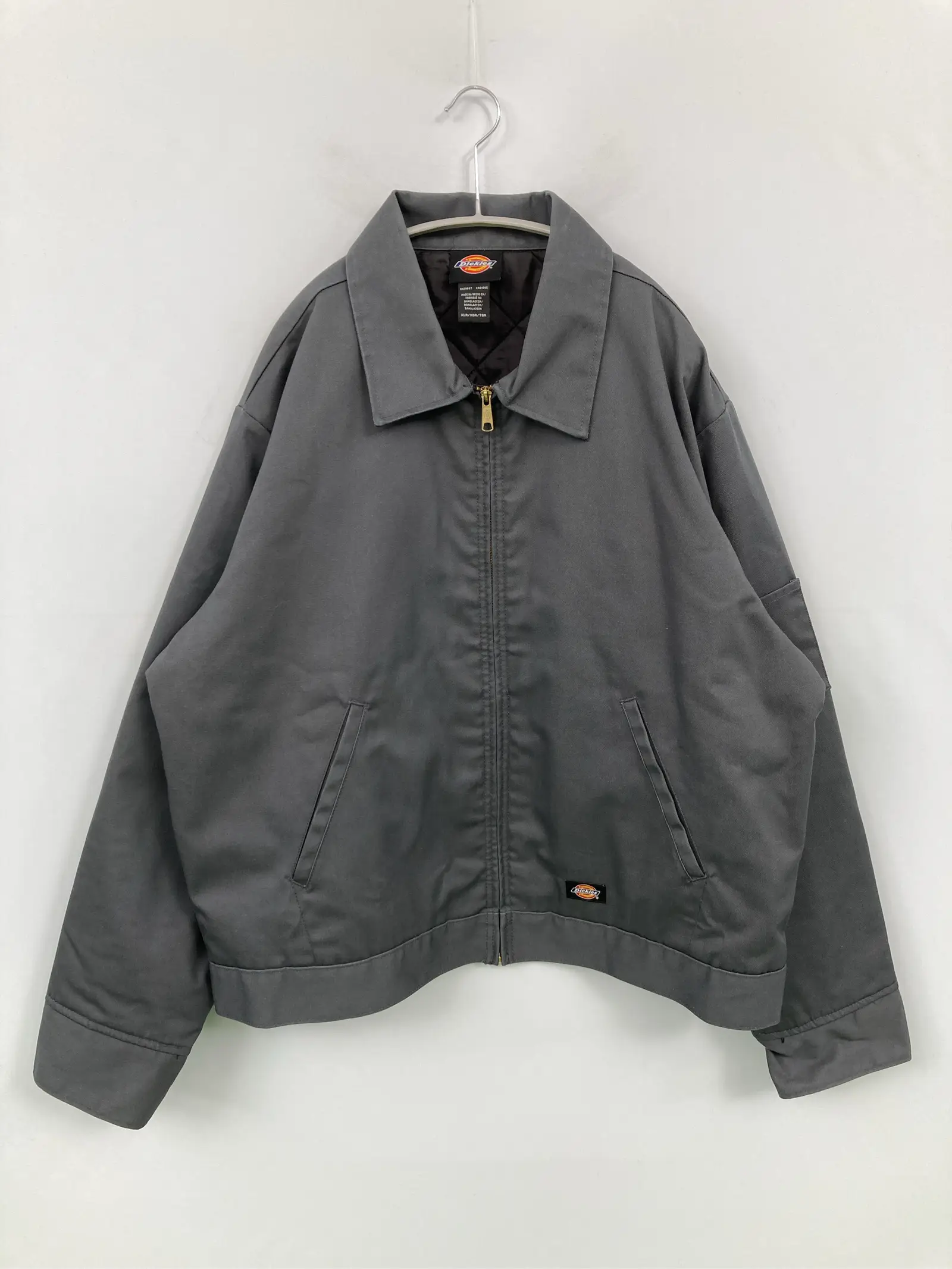 https://r2-worker.digdig.jp/product/d5c9a586-35c4-431d-8915-f5157b2a4768/d04a5182-80eb-40ee-83d0-9d4865c13fa7