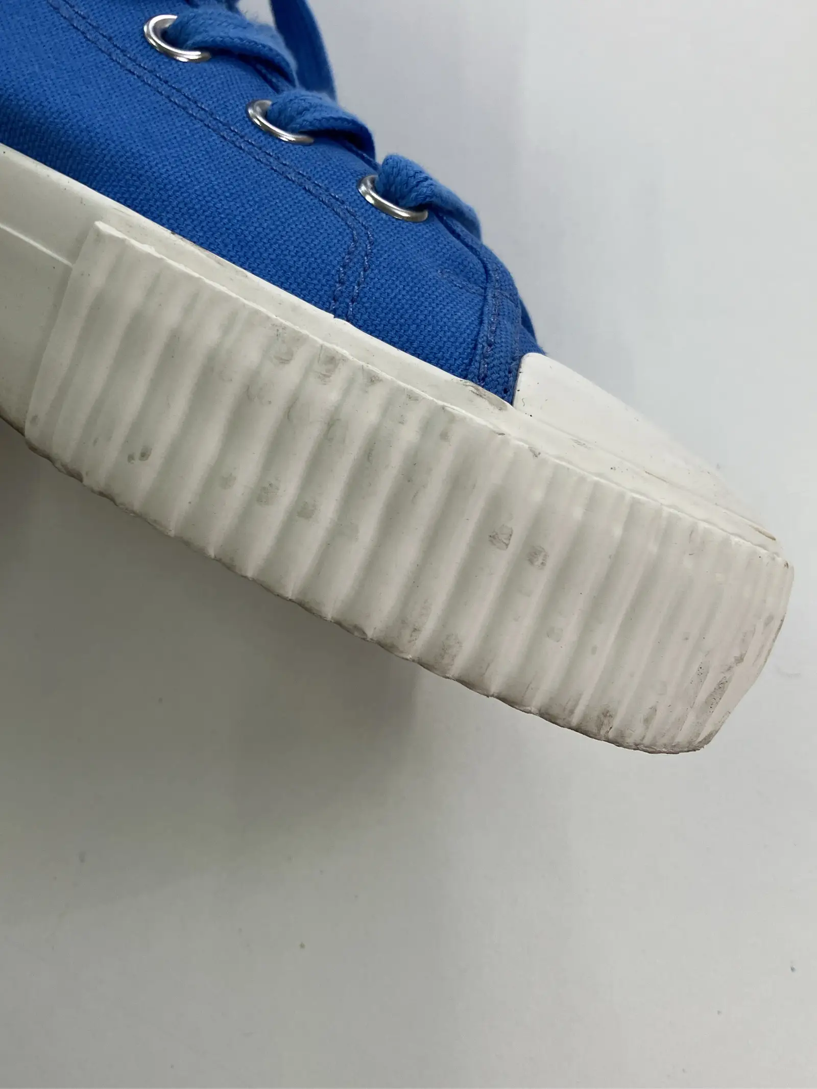https://r2-worker.digdig.jp/product/d5d4c753-97bd-463b-bcb3-9444085bf8be/a10fb42d-50a0-47c2-b735-20478fdb11d7