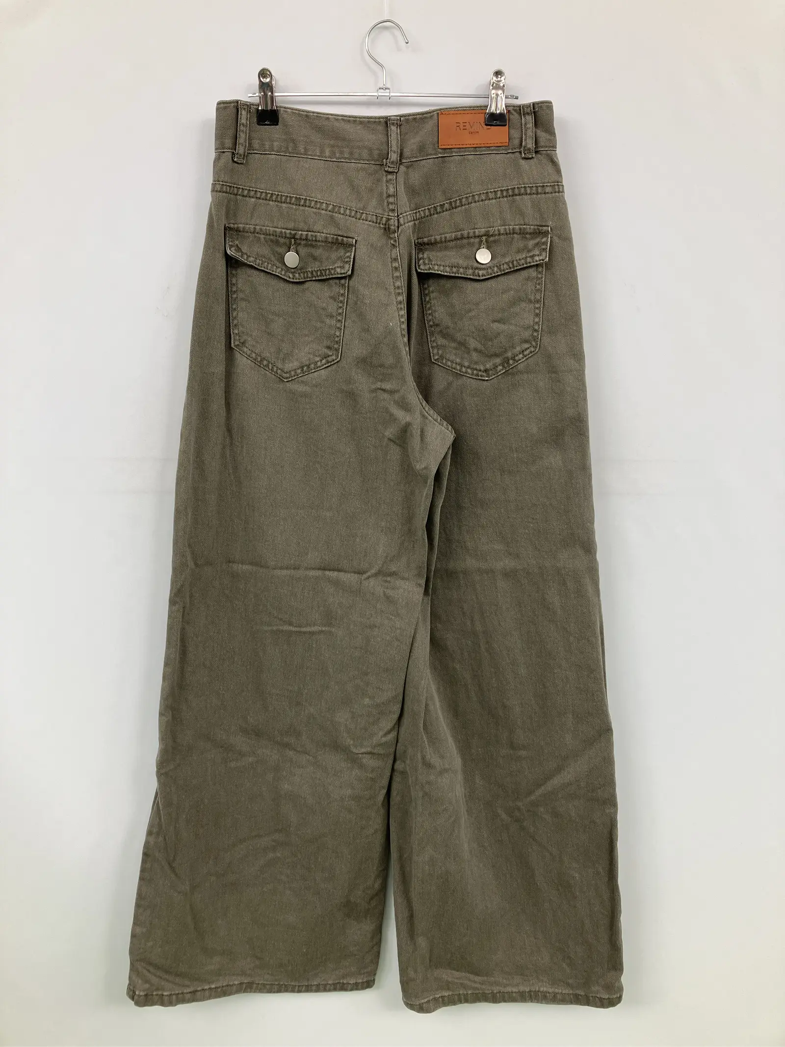 https://r2-worker.digdig.jp/product/d67f7ba3-b47f-403e-8674-063b7e2faca2/d03d6cbf-1922-48bc-8e08-d3dd85c49f51