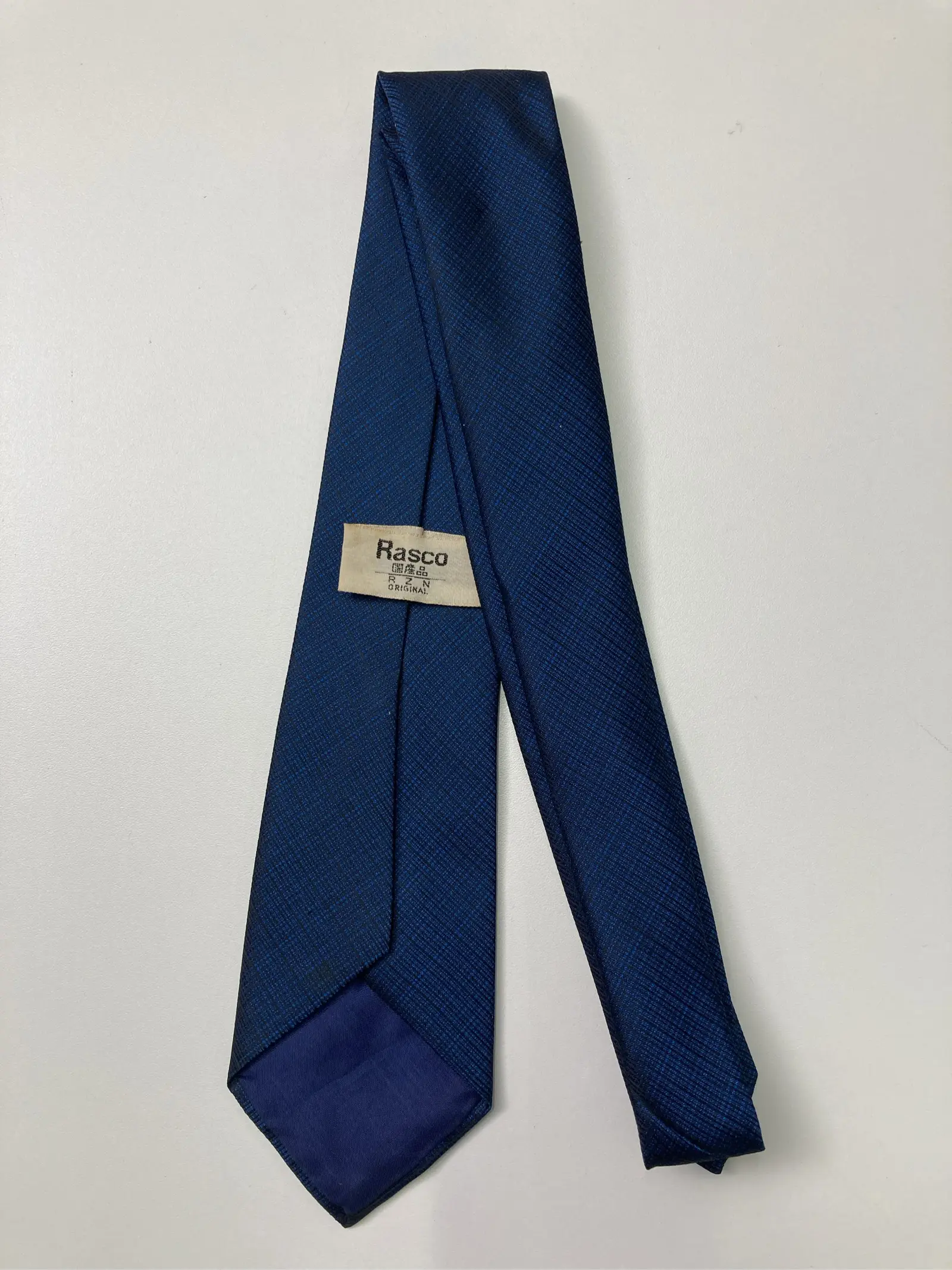 https://r2-worker.digdig.jp/product/d6c8d503-3db6-436f-85ce-75e735a88be9/6d2d8035-12c1-48d1-b08d-2459c486fc5f