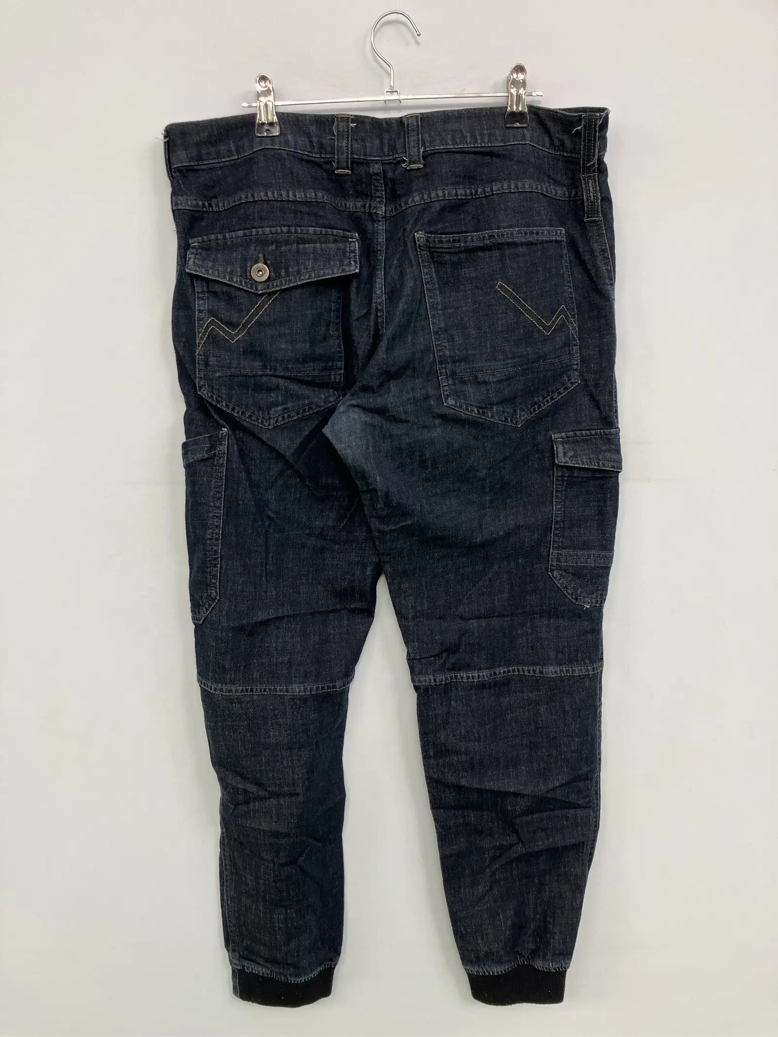 https://r2-worker.digdig.jp/product/d6d1a0ce-dcaa-48e6-87c0-2bf86b11212b/018857f4-f8da-4bc0-9db0-14ebe33f1a4b