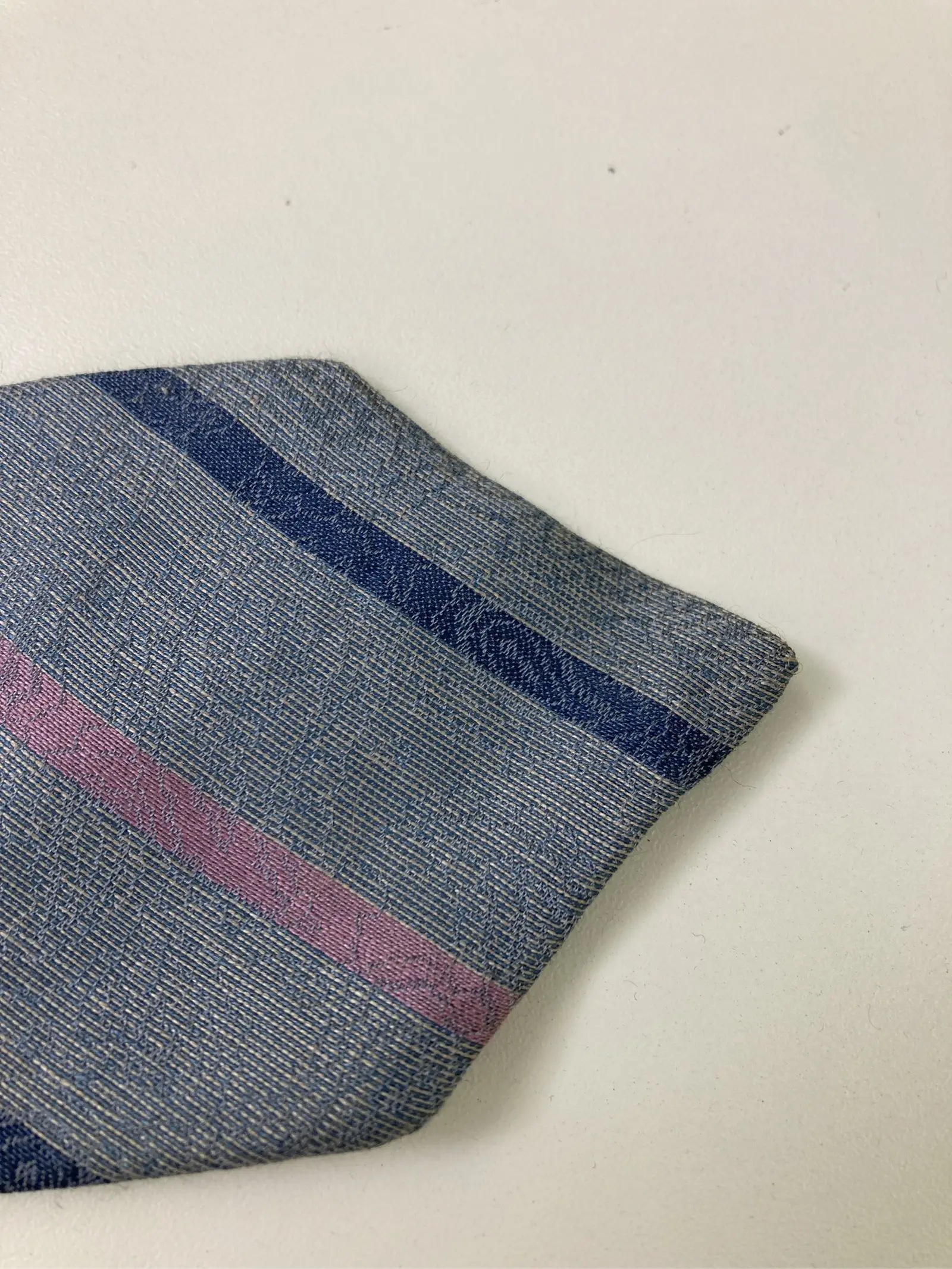 https://r2-worker.digdig.jp/product/d77110e0-0bb7-468b-8e13-336efe0e324c/7ce29c64-66d8-4038-b724-c417e6305146