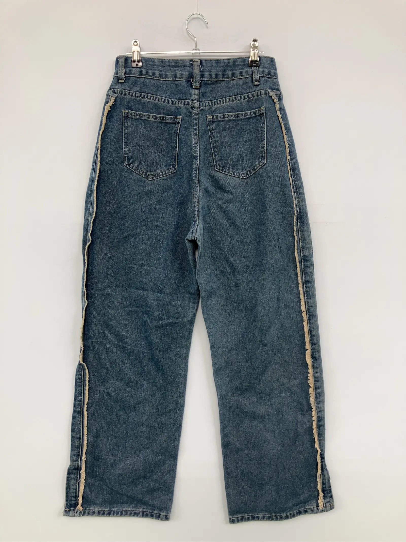 https://r2-worker.digdig.jp/product/d7c87bf3-d5c2-4741-8d1a-94c61fc2eadd/b74c51a9-d907-468d-ae3e-1f1fa62a076f