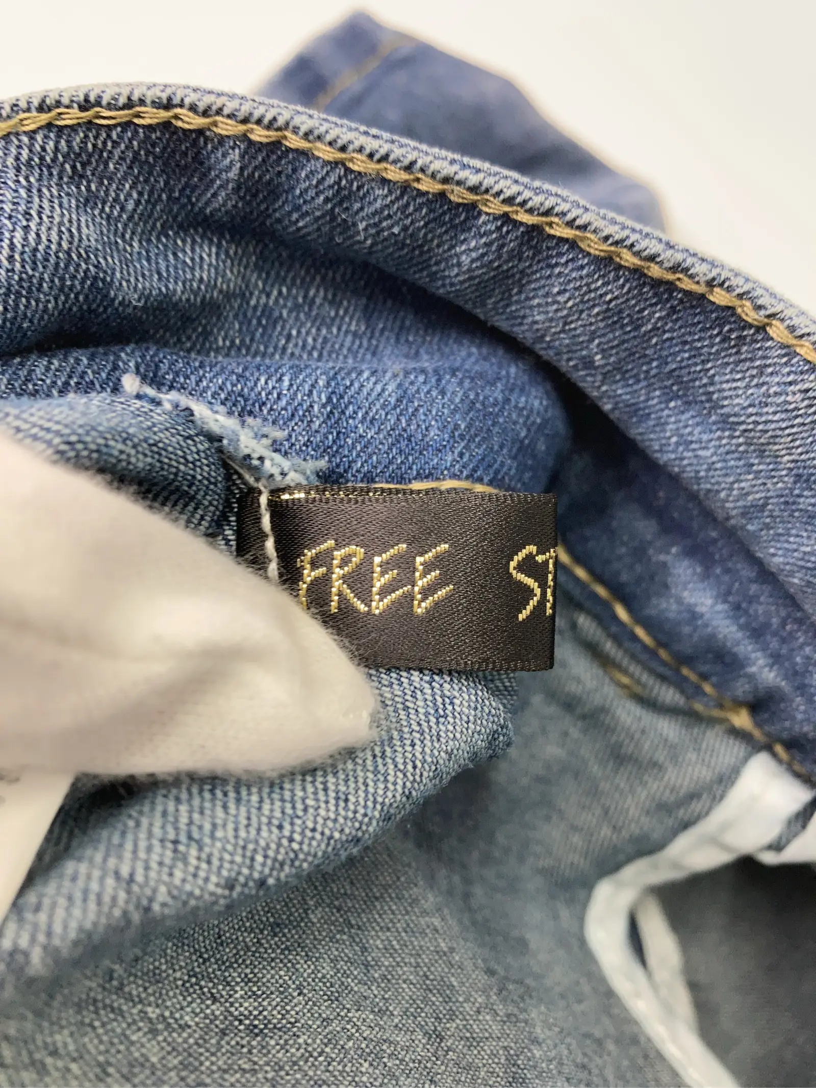 https://r2-worker.digdig.jp/product/d7d4b1b8-499c-407e-8dfc-9b2337f2af37/4f964bbc-73b7-40e7-a1be-ee17d30bb062