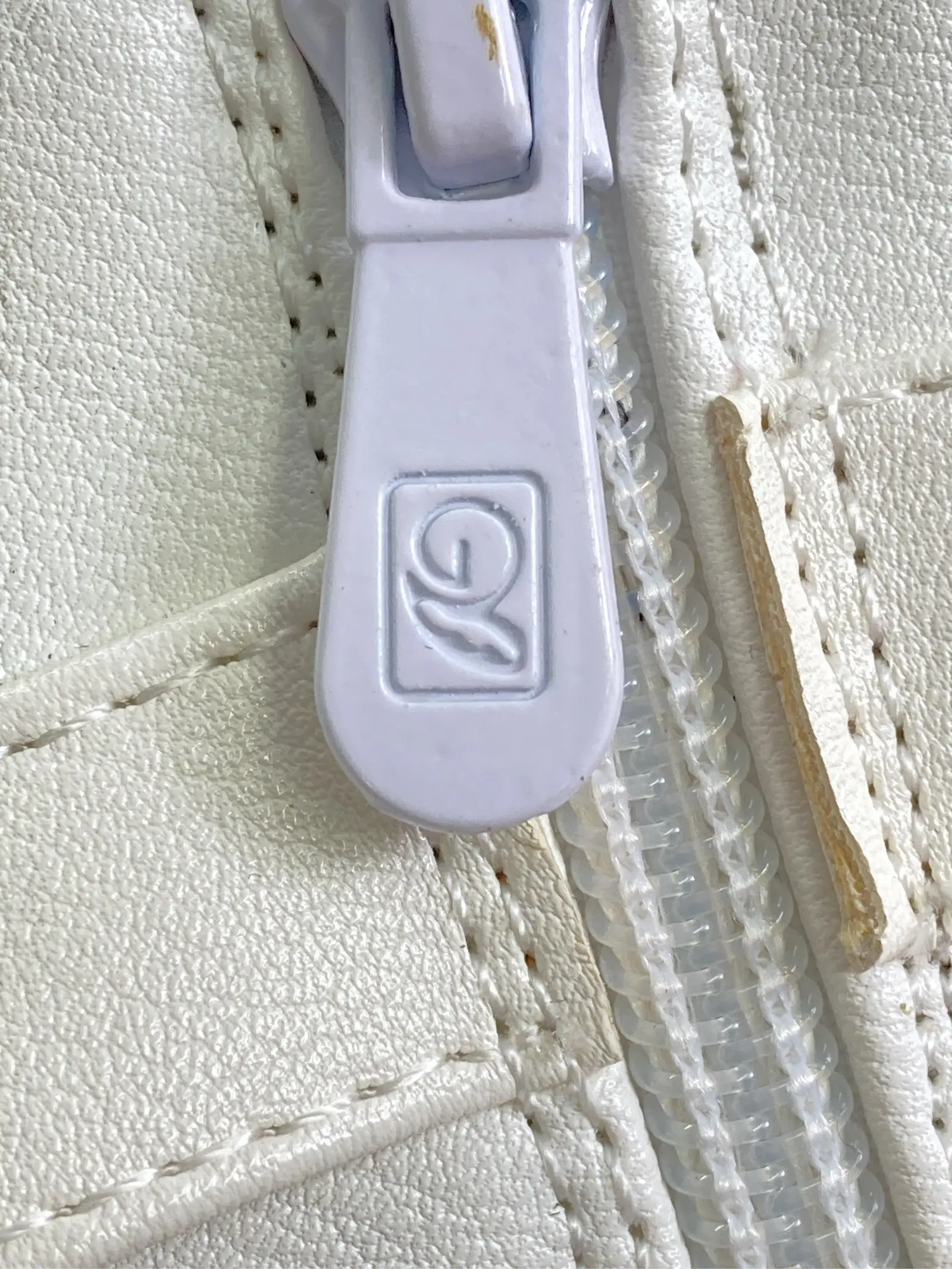 https://r2-worker.digdig.jp/product/d858e2ea-c147-478d-afe8-09273663ccd7/c3ebe83b-2536-4d83-9f71-713241eedd73