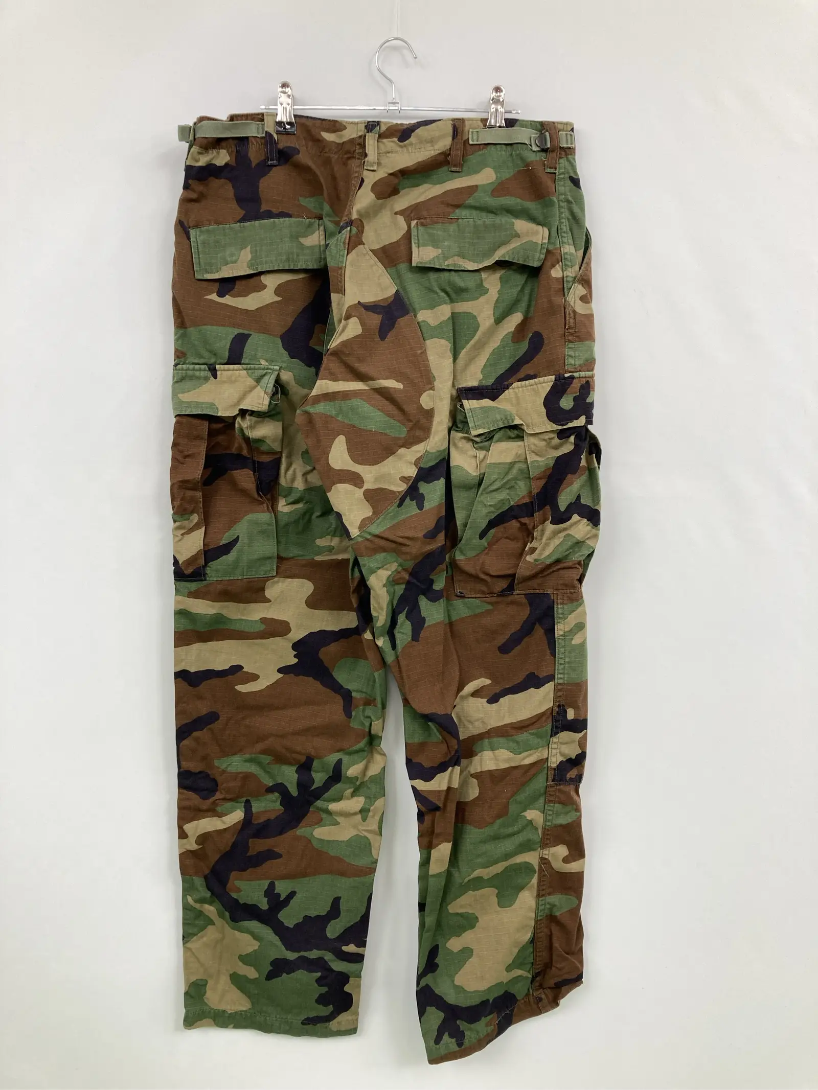 https://r2-worker.digdig.jp/product/d870a1c0-59db-4030-a78c-fa00b9551f5e/00e0630f-cd03-493f-bf5f-abf9f66f21a0