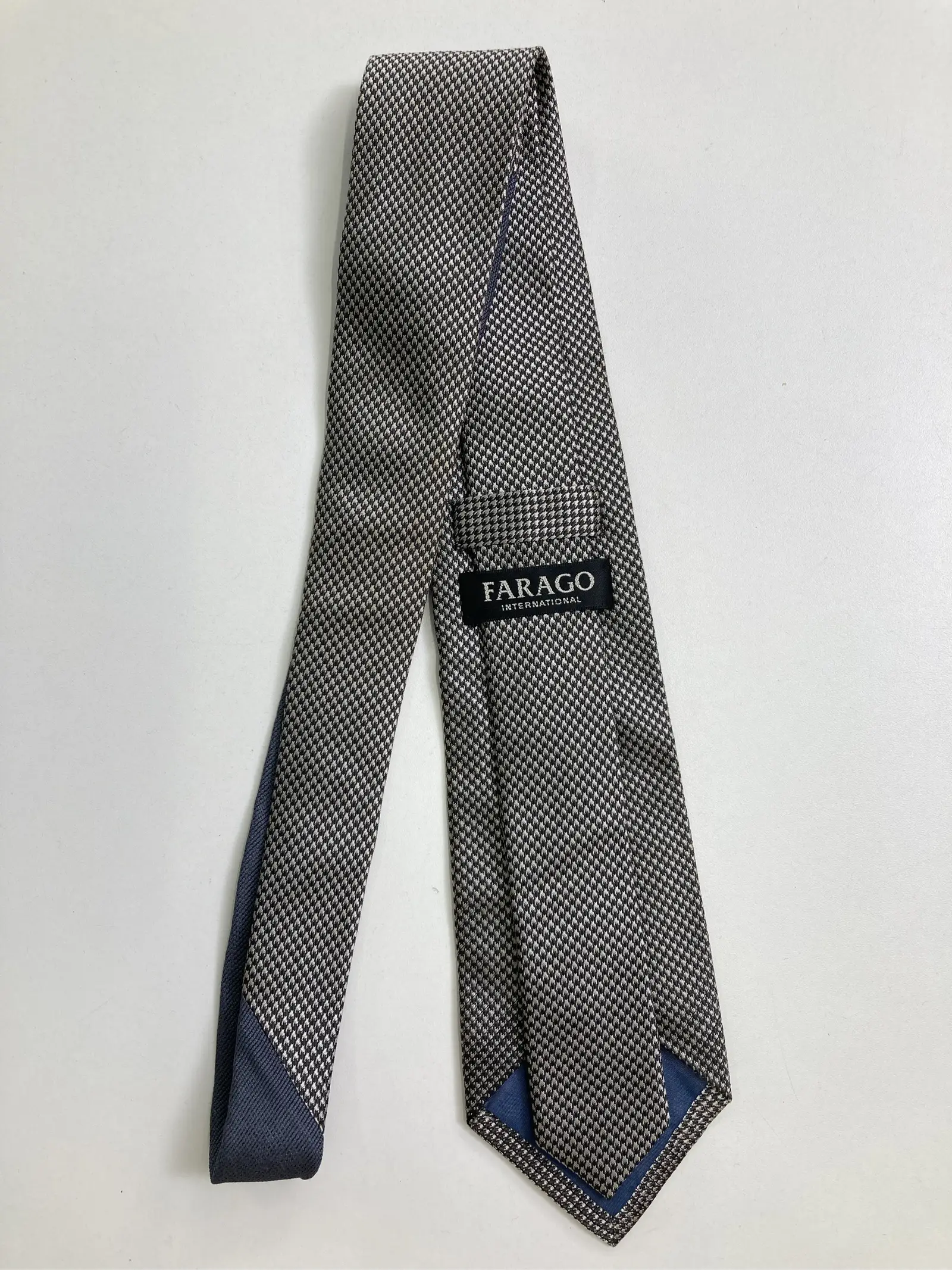 https://r2-worker.digdig.jp/product/d8b6b62c-5da2-4b8f-bdb5-0e1b9ba4ab84/0c1ee59e-a052-4503-bf4f-c723d7e15bf5