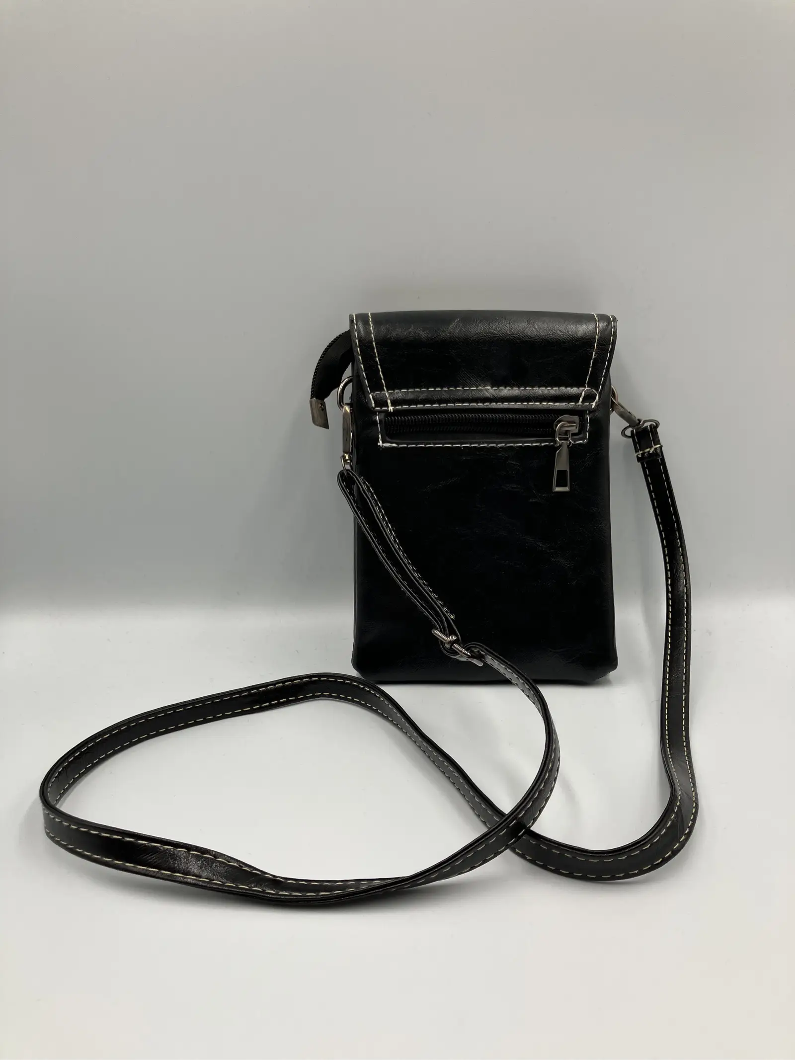 https://r2-worker.digdig.jp/product/d90b7287-5b12-4b37-80bf-5106deecf7a8/18f11bac-626b-4254-aa84-0258b3d1cf38