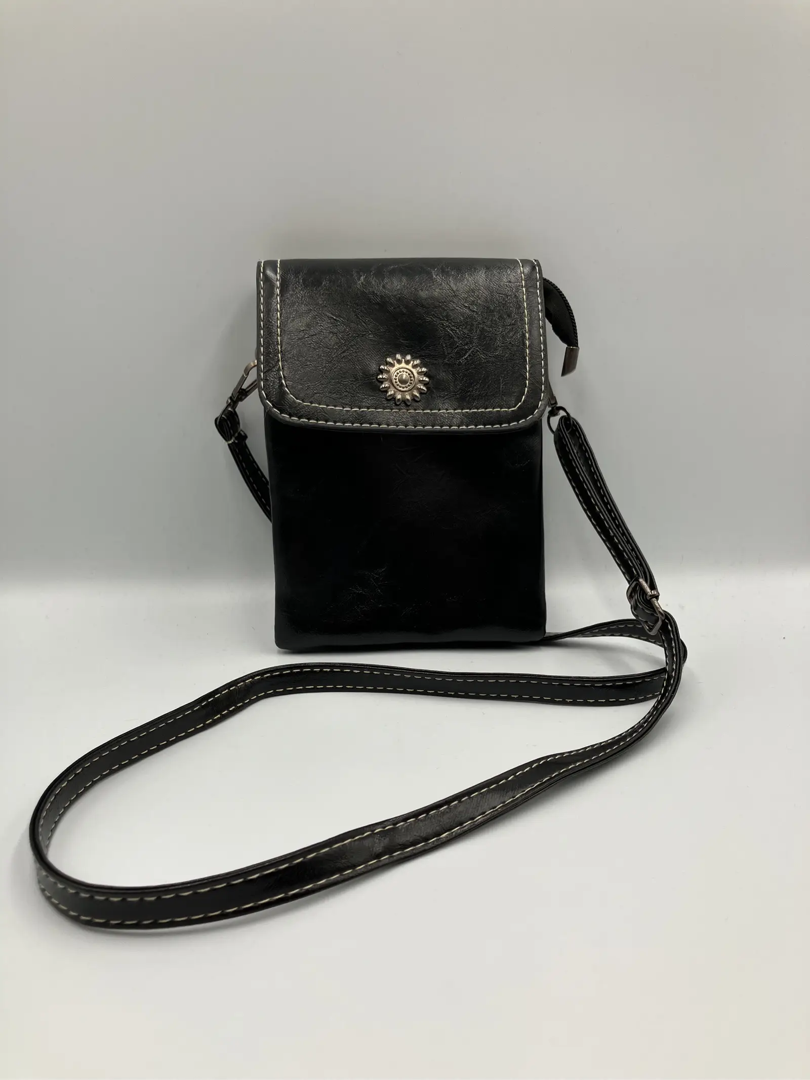 https://r2-worker.digdig.jp/product/d90b7287-5b12-4b37-80bf-5106deecf7a8/65eb05c2-352a-4d89-8cf3-b026992f599d