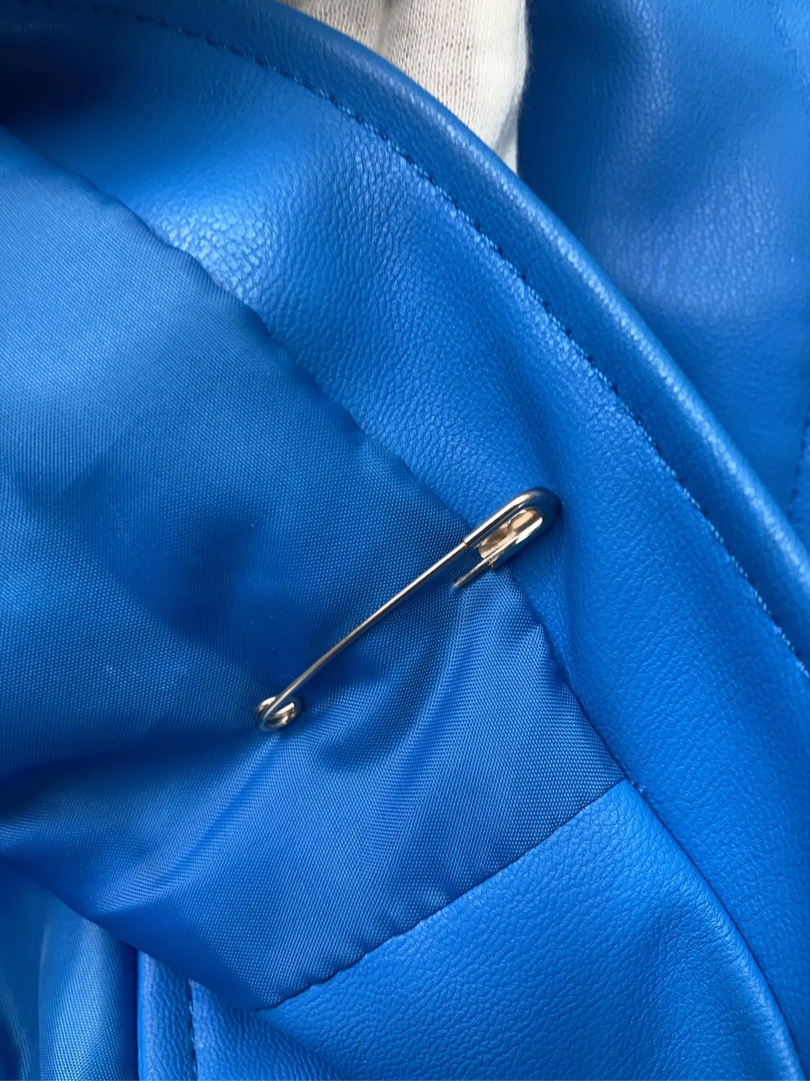 https://r2-worker.digdig.jp/product/d9196a24-df9f-40f1-9406-1f22eb29b312/f03c76f5-f000-4353-948c-07d588f43844