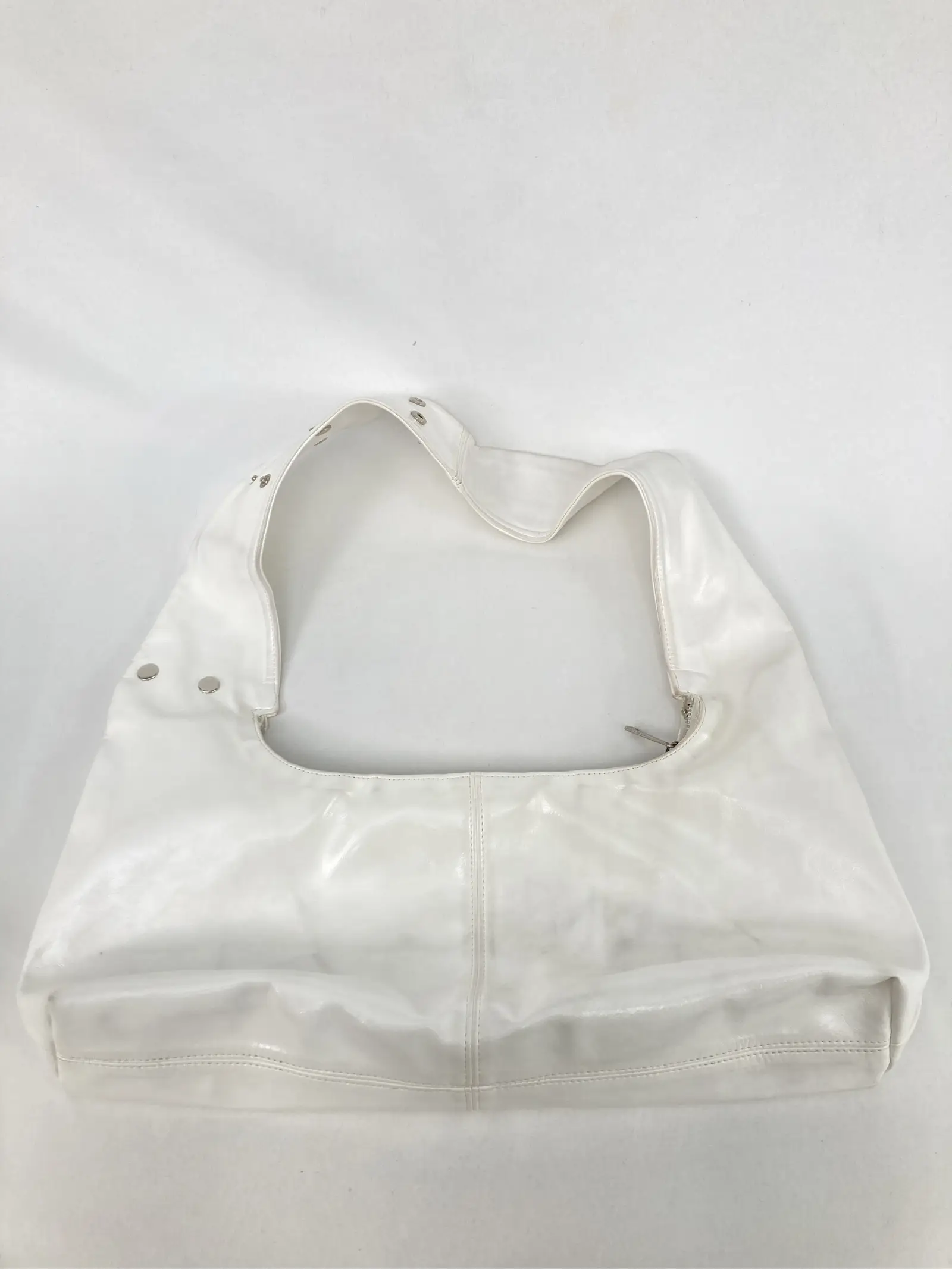 https://r2-worker.digdig.jp/product/d9288f72-8a0a-440f-9492-832276e7c506/6d801eba-ae97-4c82-9753-eee202a53eea