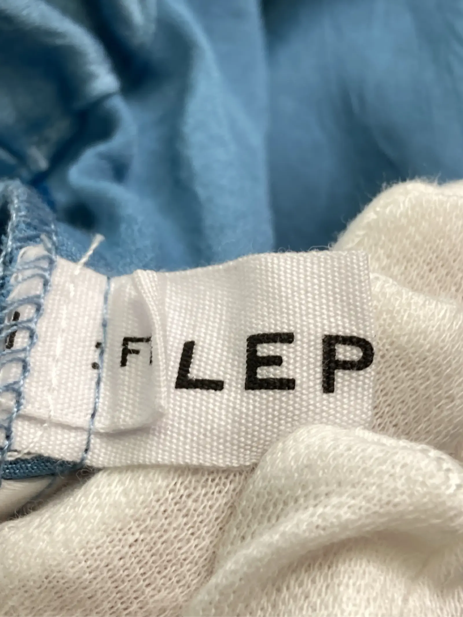 https://r2-worker.digdig.jp/product/d93e17d1-01f2-4418-a72f-9c162c9c37ad/4bdde2c6-03b0-4f04-b8d2-0e3ad1839f0d