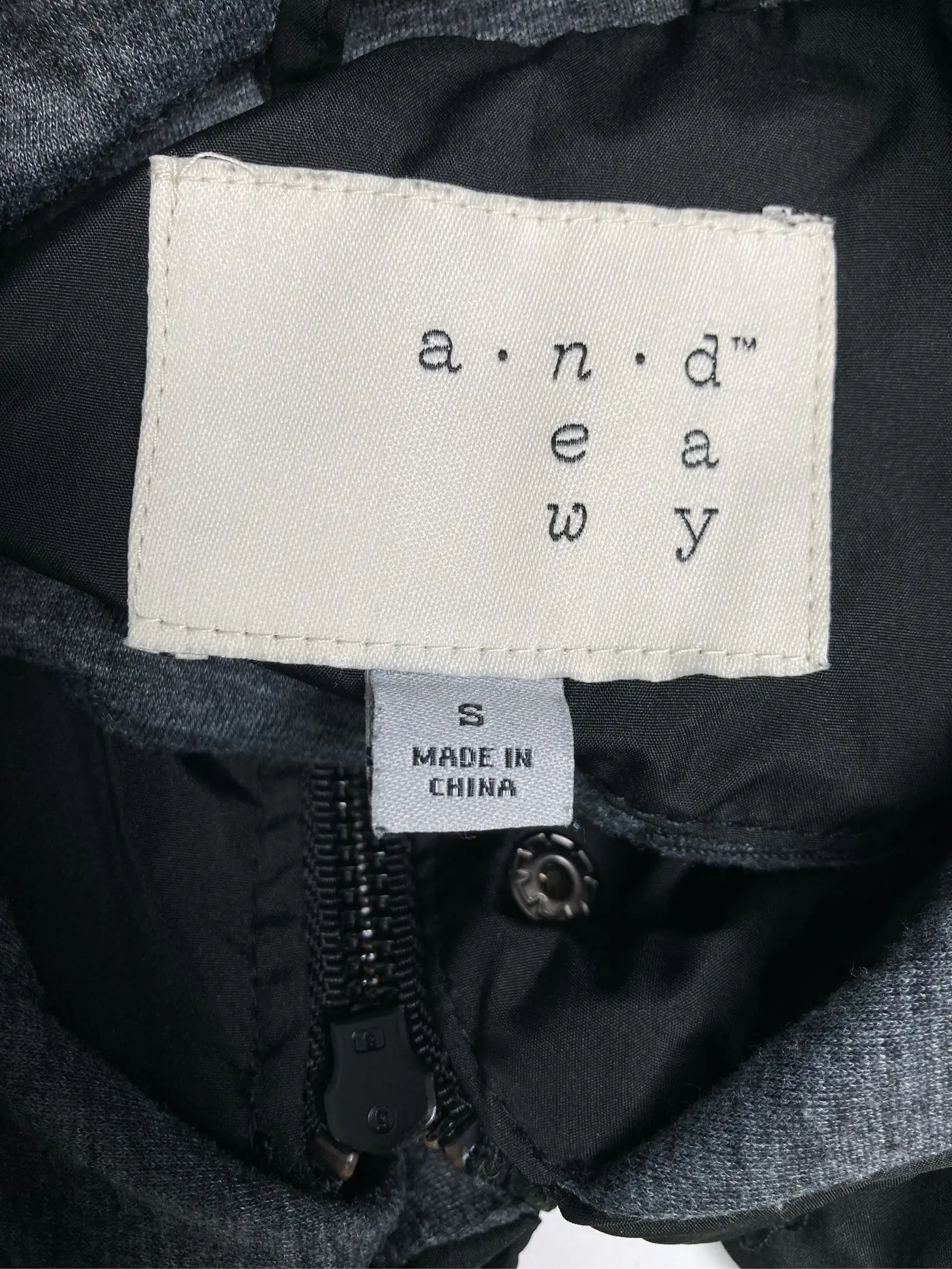 https://r2-worker.digdig.jp/product/daba7307-4d5e-4ba1-84a9-c0abedbe7845/7862b511-bd43-4c9f-86d8-f25c94668fac
