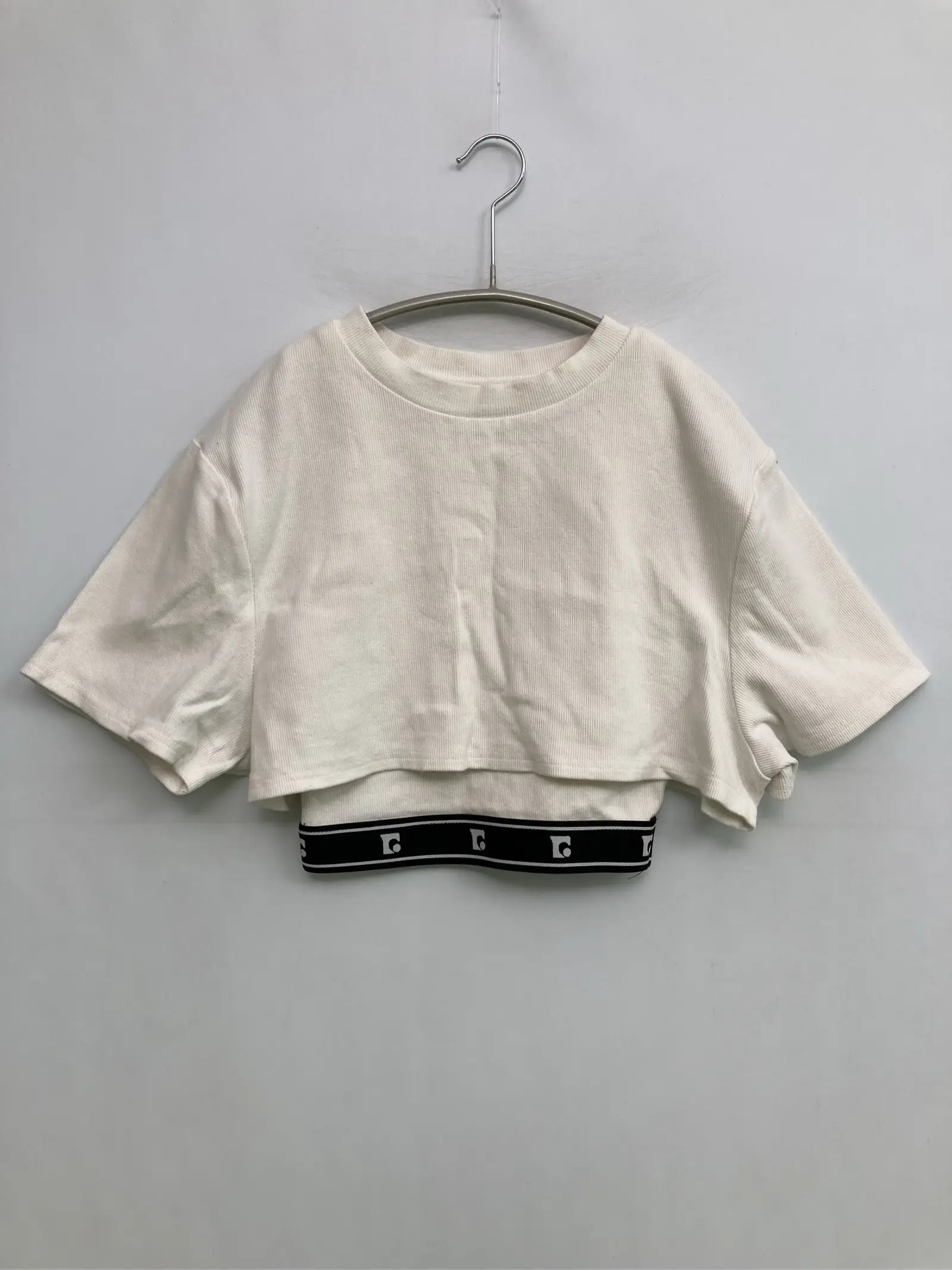 https://r2-worker.digdig.jp/product/db0e8ca9-4dbe-4751-95cc-b4c3034953da/0b4ac1e4-5813-4822-a611-e21f477ead68