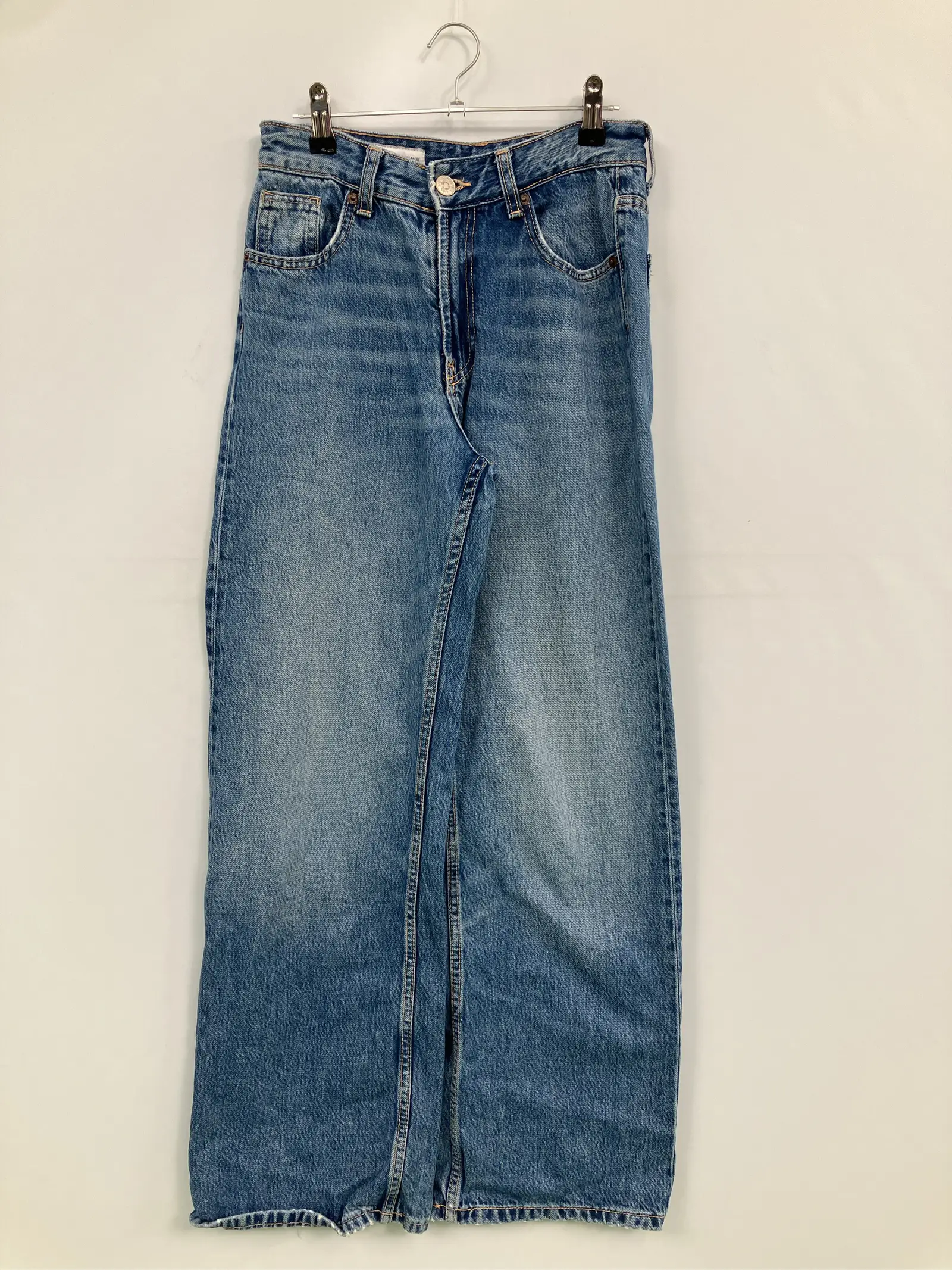 https://r2-worker.digdig.jp/product/db430368-564b-44ef-8d1f-8ea18f2a6e8f/ca35f4fc-c550-4744-b3be-bd96e15405cb