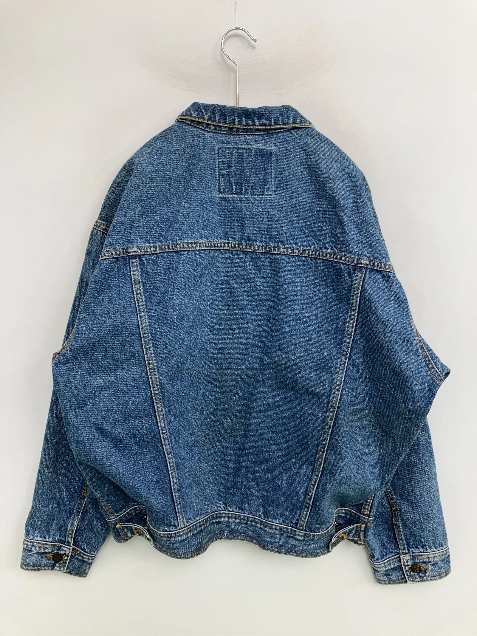 https://r2-worker.digdig.jp/product/db6c3f6d-a41b-4a68-bffd-c87e4e916faa/b16051a8-263e-46f1-b2b6-dbb062fa8424