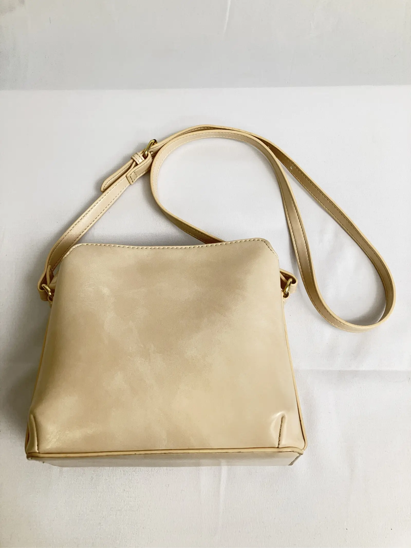 https://r2-worker.digdig.jp/product/dbe7f3b2-841a-4f5d-bc18-01a060451b81/72399484-de54-4018-a5eb-925846a4a55a