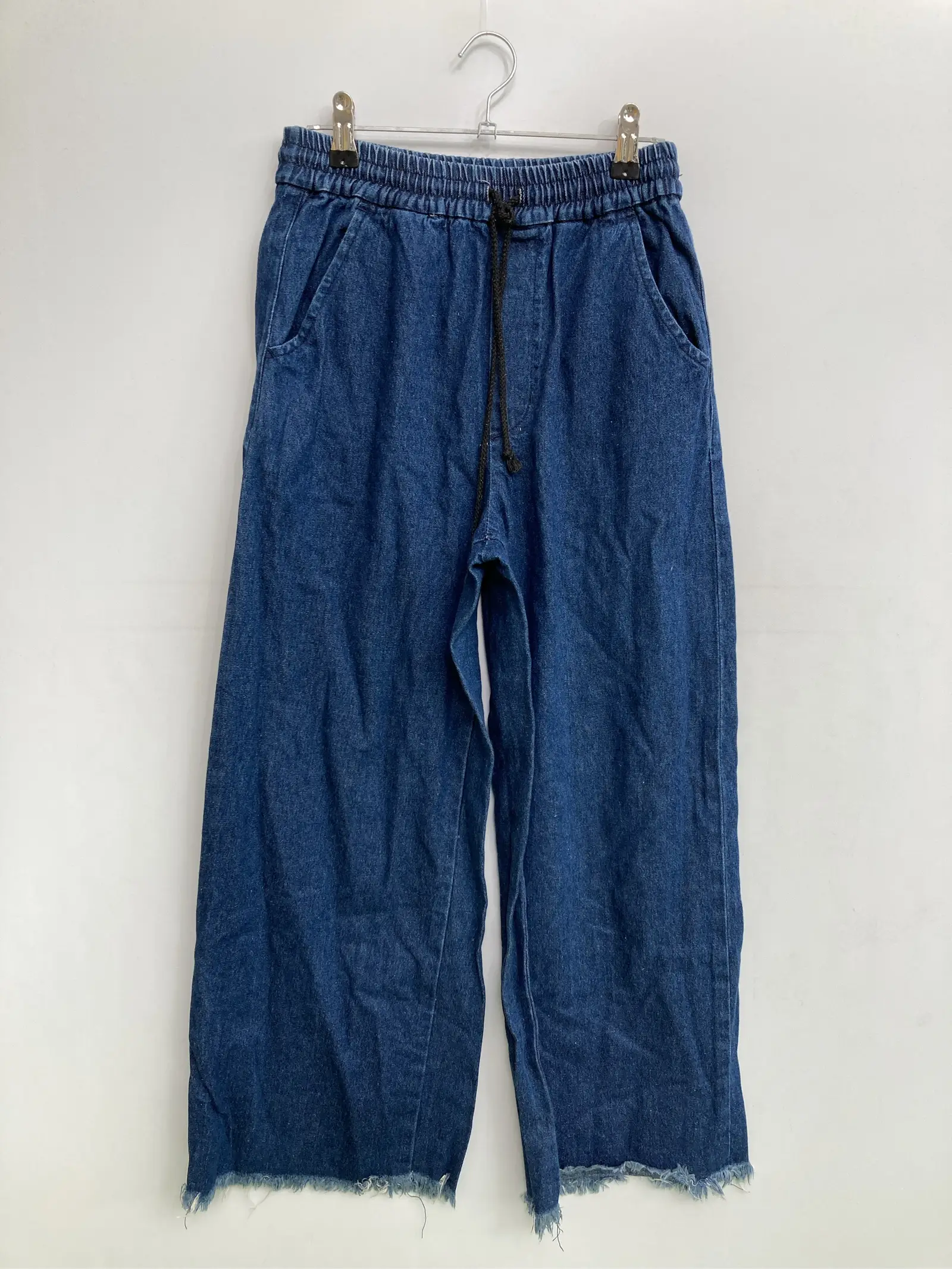 https://r2-worker.digdig.jp/product/dbf71990-0d57-46c4-8f6f-d0cd9d82d92c/f4480c18-4b86-4596-b949-9bcfef6ed63e