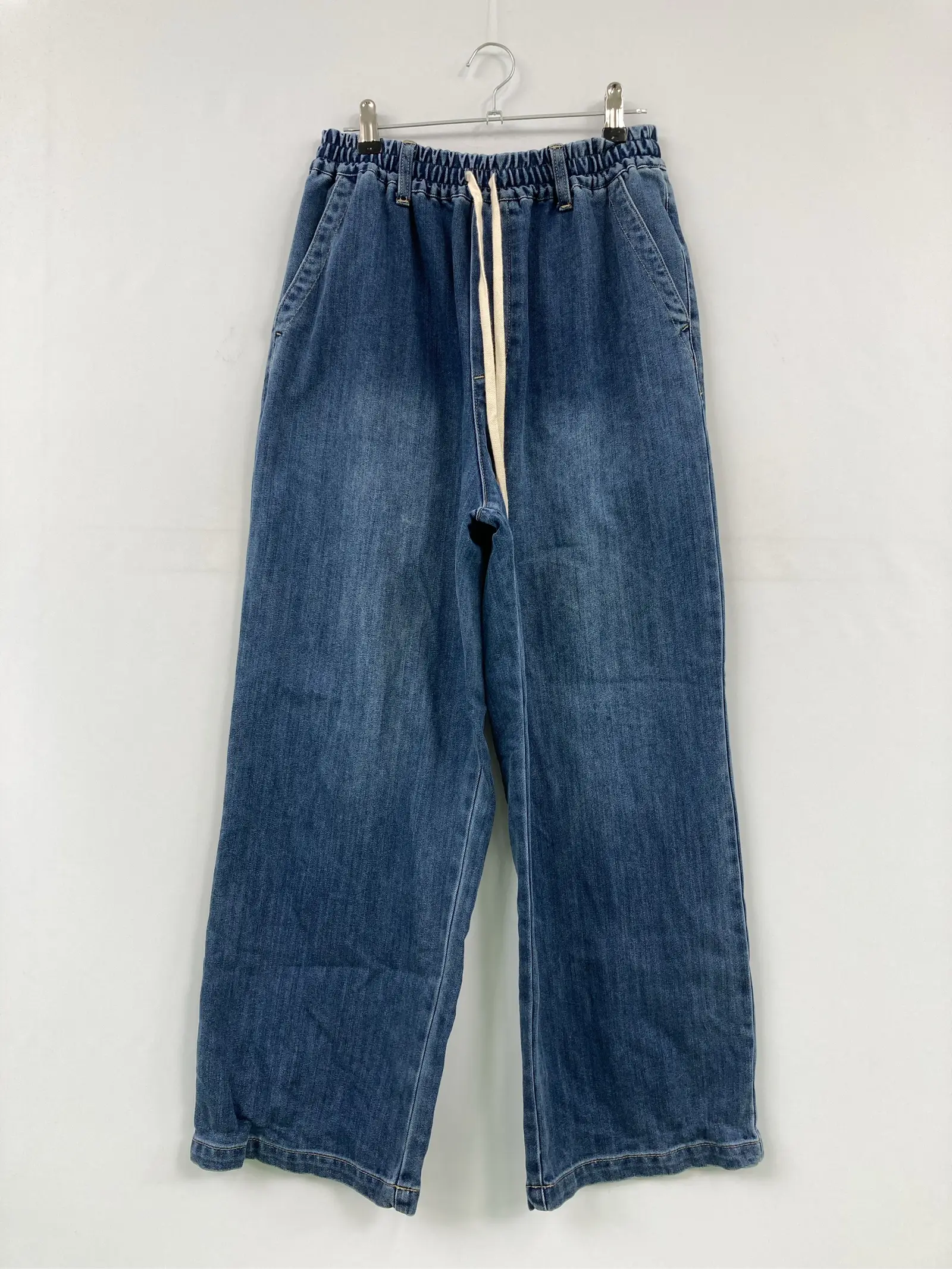 https://r2-worker.digdig.jp/product/dd695730-0e78-4857-8ed9-0d99ab8e433a/da0a3c2a-ba48-4504-a207-31e4f9e55fea