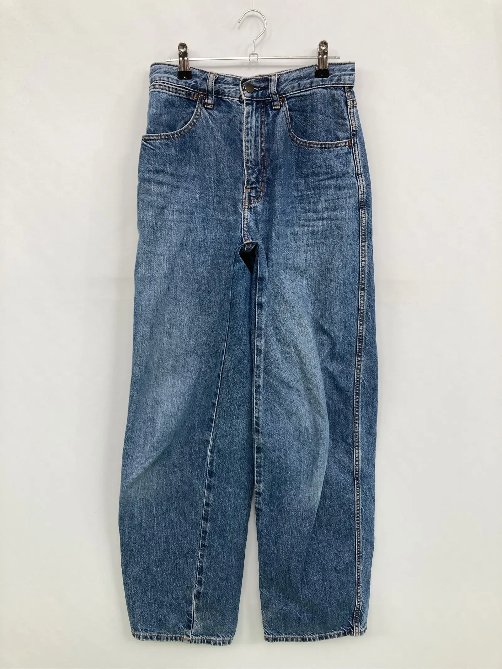 https://r2-worker.digdig.jp/product/dd7e1011-5fb3-4f14-a56d-5d67ebc291b8/6453a746-137f-457c-af2c-b57e2ff6833f
