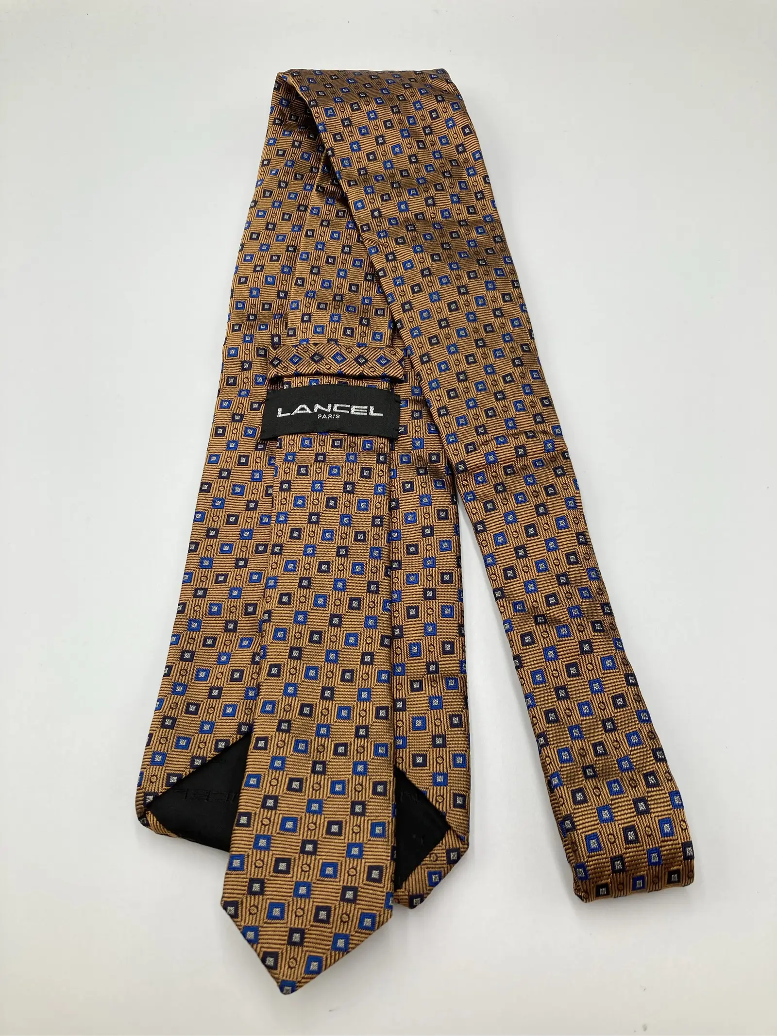 https://r2-worker.digdig.jp/product/ddb3aa71-3844-4200-a1be-eb5910edb65f/bf27797d-e6e6-400d-9bd9-12459329a9d2