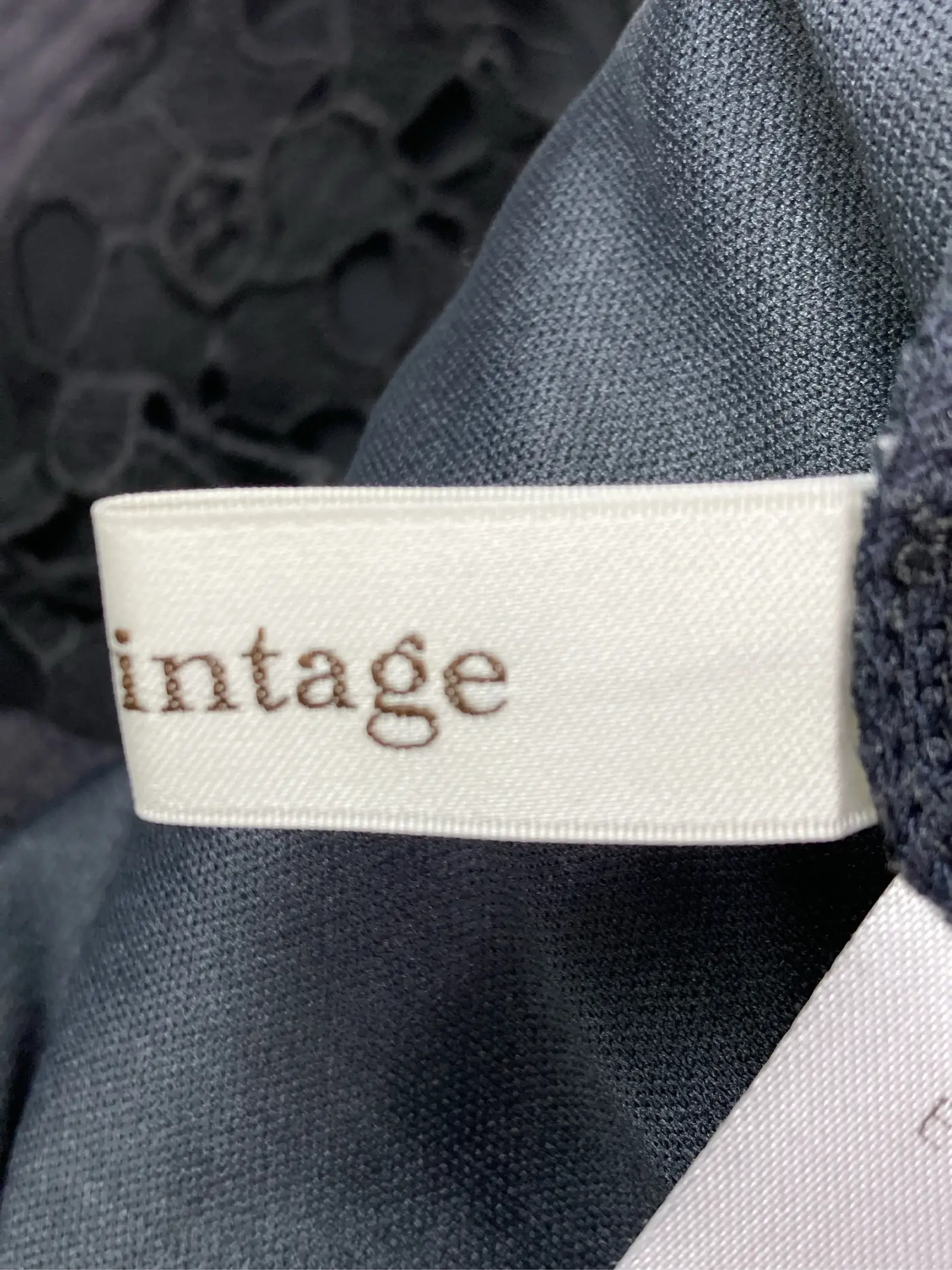 https://r2-worker.digdig.jp/product/ddd18da5-6145-4bd6-843c-c5b23e7f93a5/8cea235b-3a42-453a-b2a6-01893b98d5e5