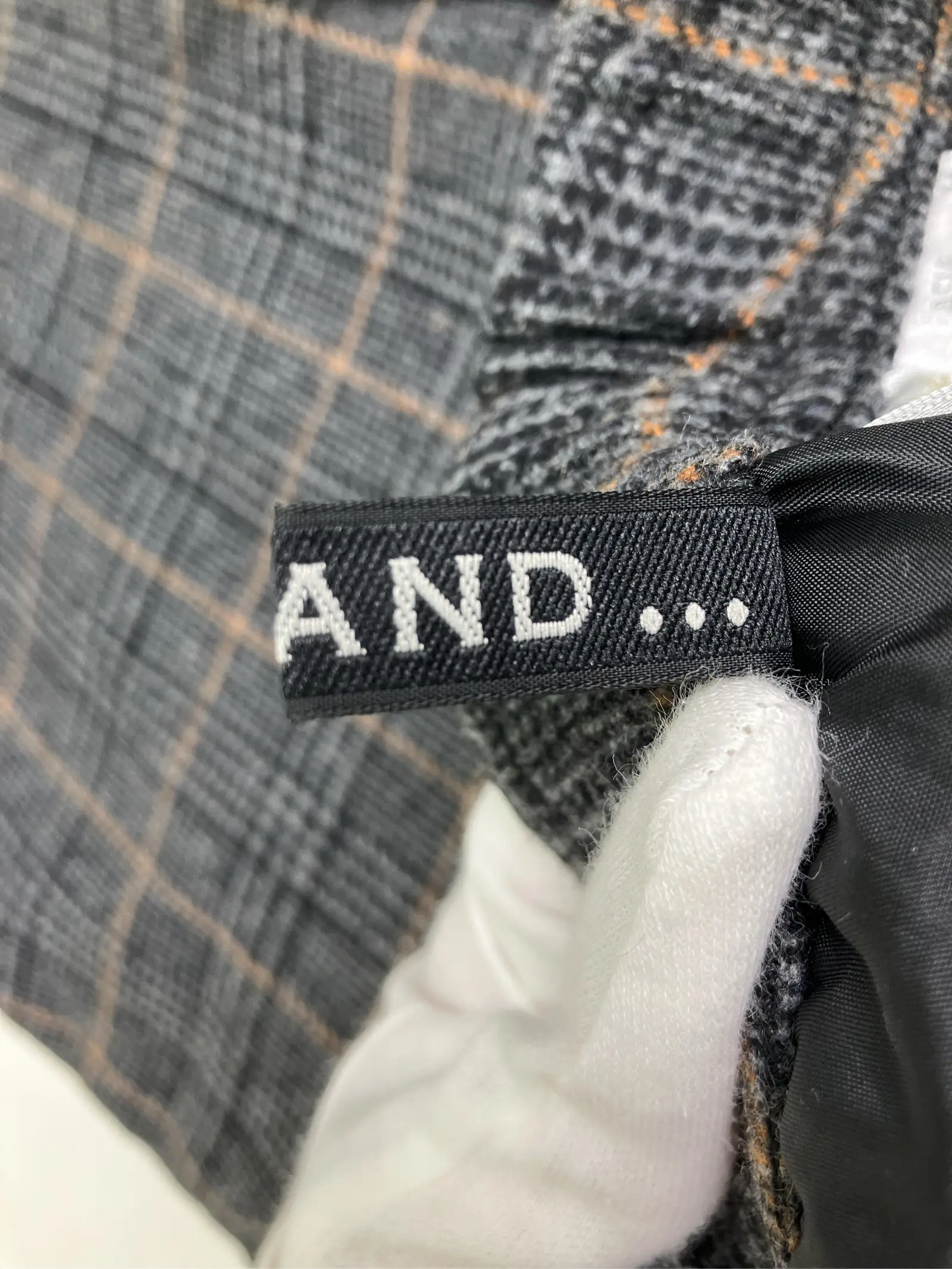https://r2-worker.digdig.jp/product/de1187c2-17cb-4324-81a7-4664c598eb16/506e9229-361c-468c-a361-b9bb526ac7d3