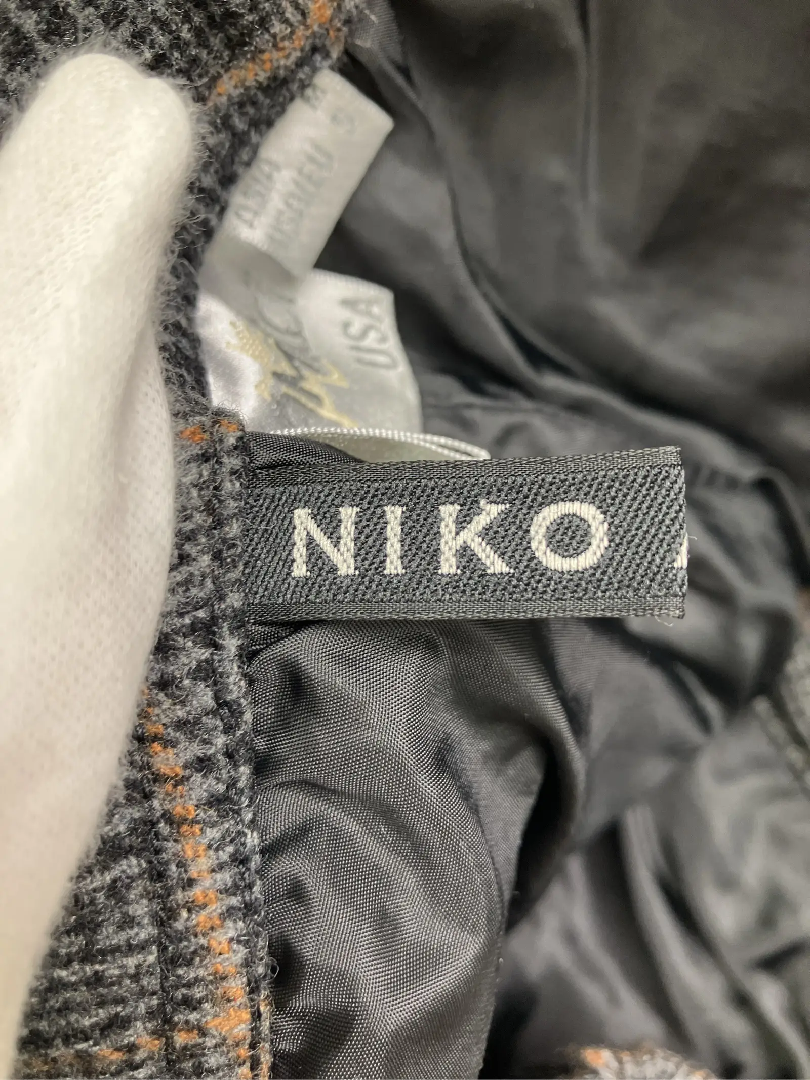 https://r2-worker.digdig.jp/product/de1187c2-17cb-4324-81a7-4664c598eb16/f8690f2f-2fc0-44c5-96bb-11c5cc87e835
