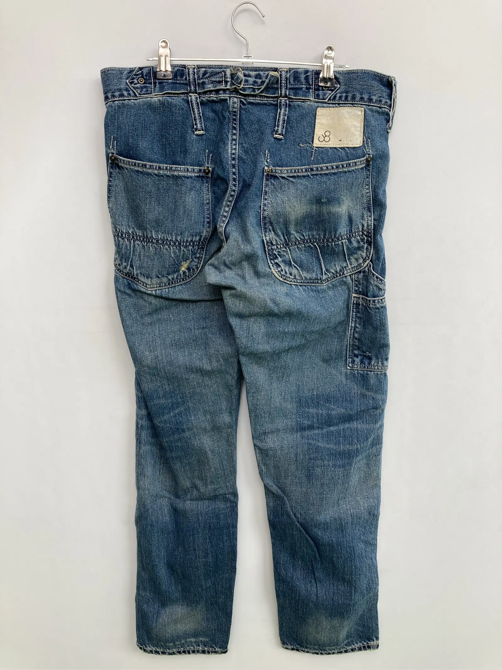 【JOHNBULL/ジョンブル】デニムパンツ M 深みのあるインディゴブルーに、絶妙なウォッシュ加工が施されたデニムパンツです。長年穿き込んだ ...