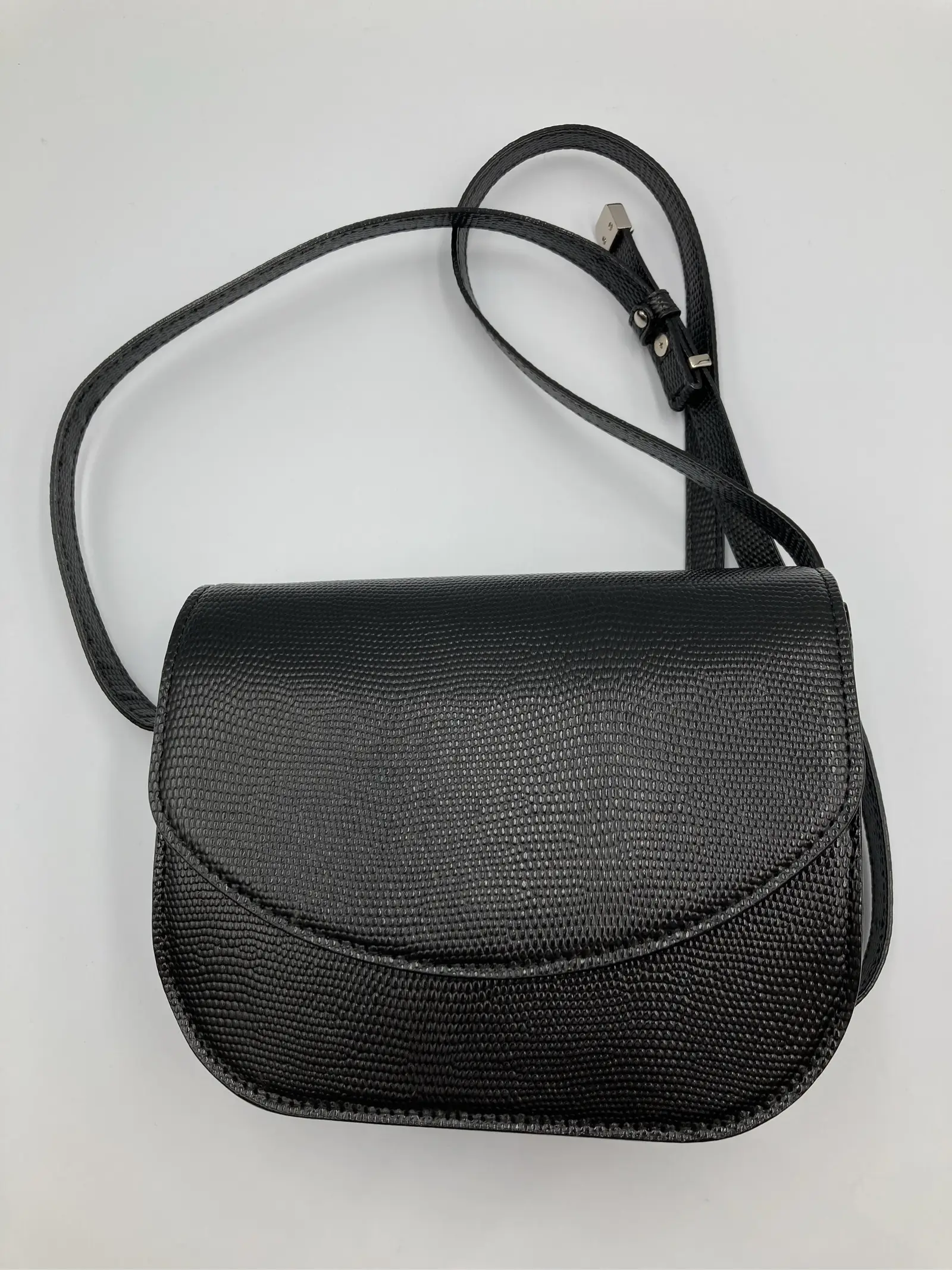 https://r2-worker.digdig.jp/product/ded949ce-660f-44d4-bf1b-4297fe0db807/5b47a61d-df1e-42a1-a564-6bb833e248f6