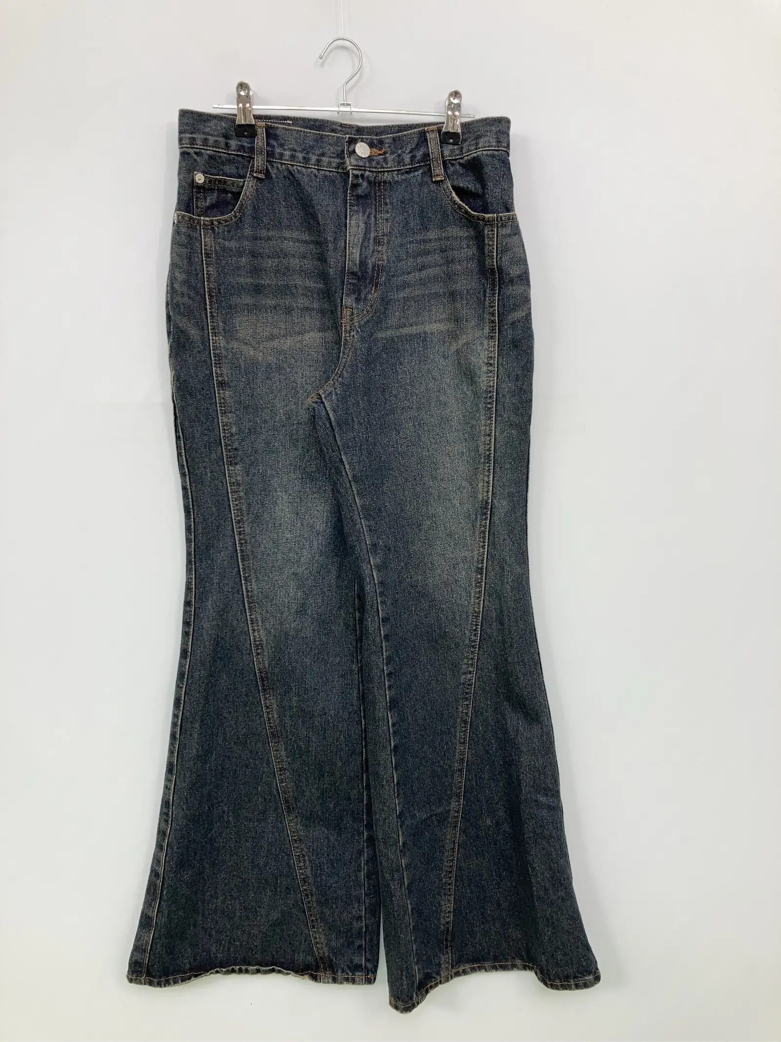 https://r2-worker.digdig.jp/product/df2abc71-13a9-4ae9-9ea9-1a5ad4e56ddb/f2ef87d2-93ec-4b61-9347-a3ad88dd5736