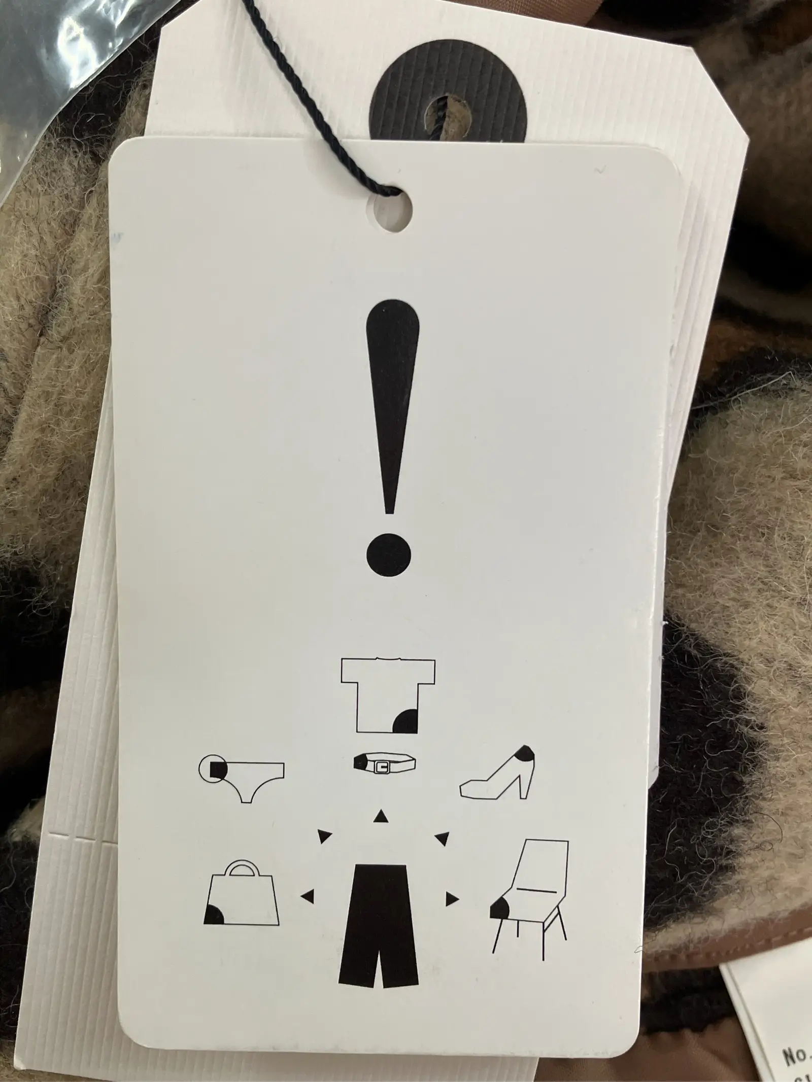 https://r2-worker.digdig.jp/product/dfaaa704-8346-4bfc-b216-1fa3e125f792/dd85b04d-95a7-42af-ab49-92bb481156d2