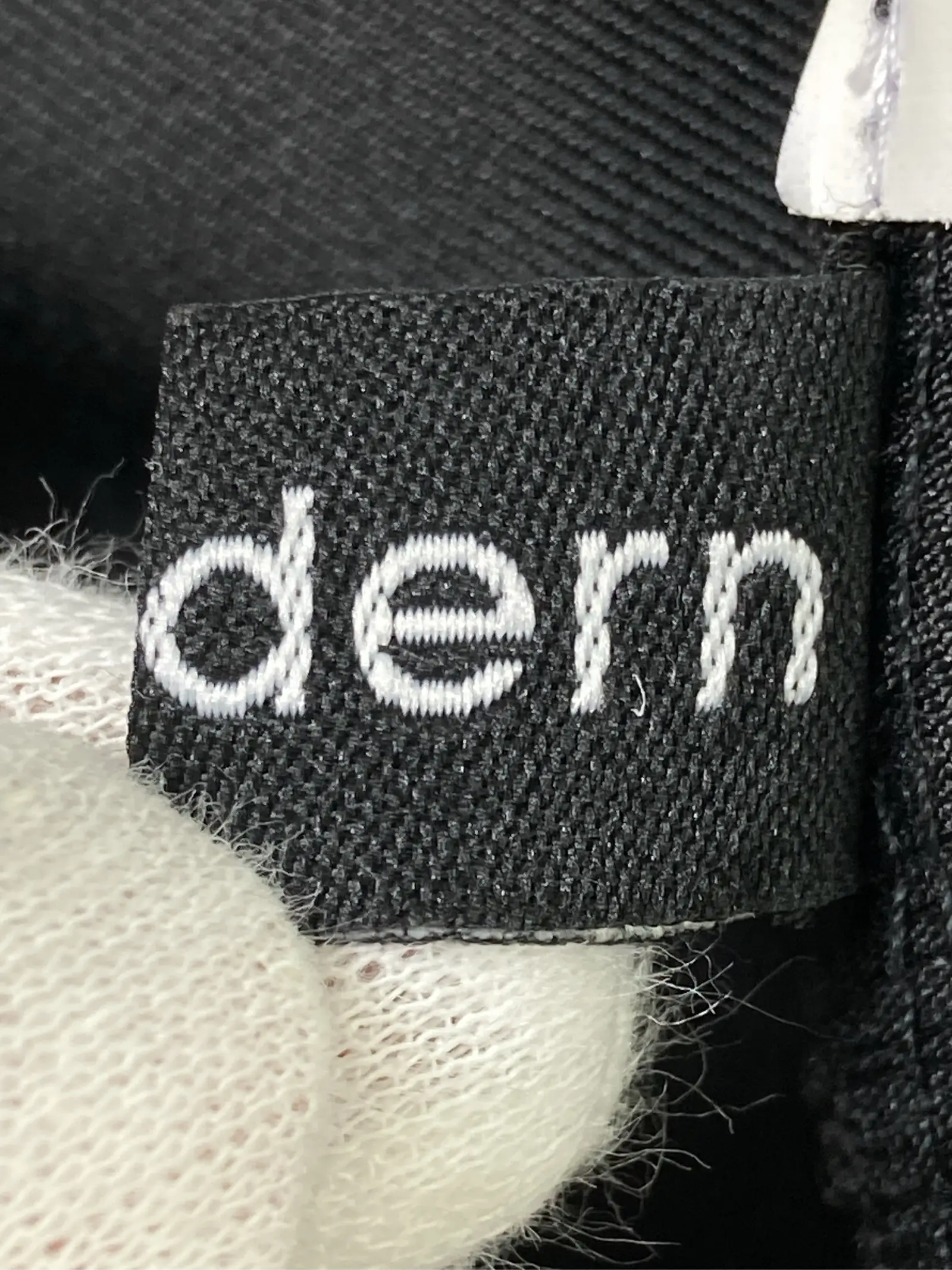 https://r2-worker.digdig.jp/product/e0940ec5-e6b7-4cf6-8fe5-6f56802cae46/b7191c1d-318e-4737-8068-3bc180b2e559
