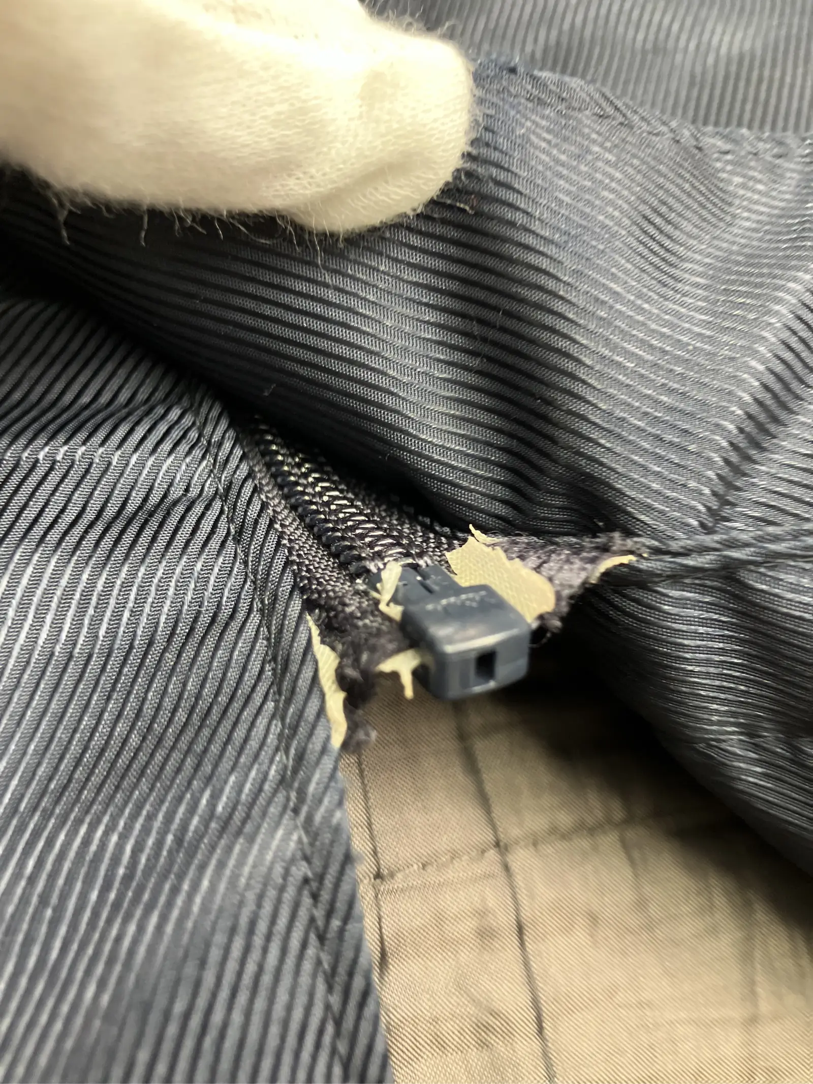 https://r2-worker.digdig.jp/product/e0b283d8-14c6-4dc0-994d-375916593f23/c72df4d3-4990-4111-85d5-ae5042dfd5fc