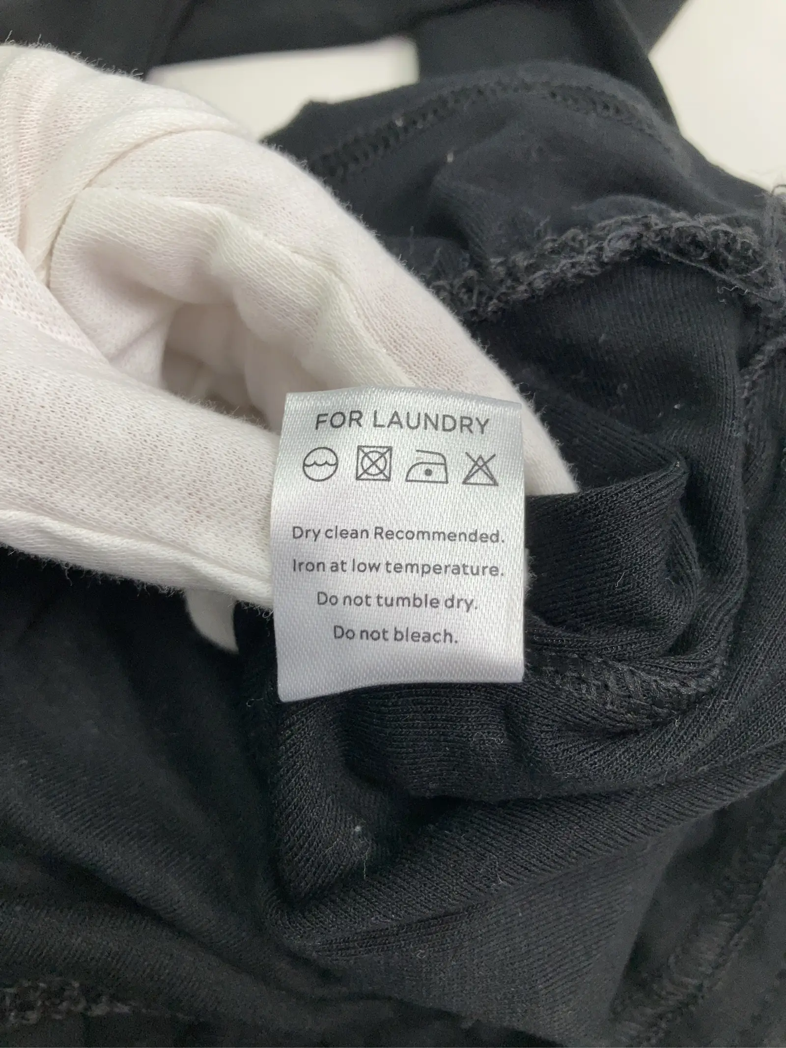 https://r2-worker.digdig.jp/product/e0d32b49-bedd-4d84-96e0-3201f8da0637/d3526d89-af68-4c99-8706-437bb049afe3