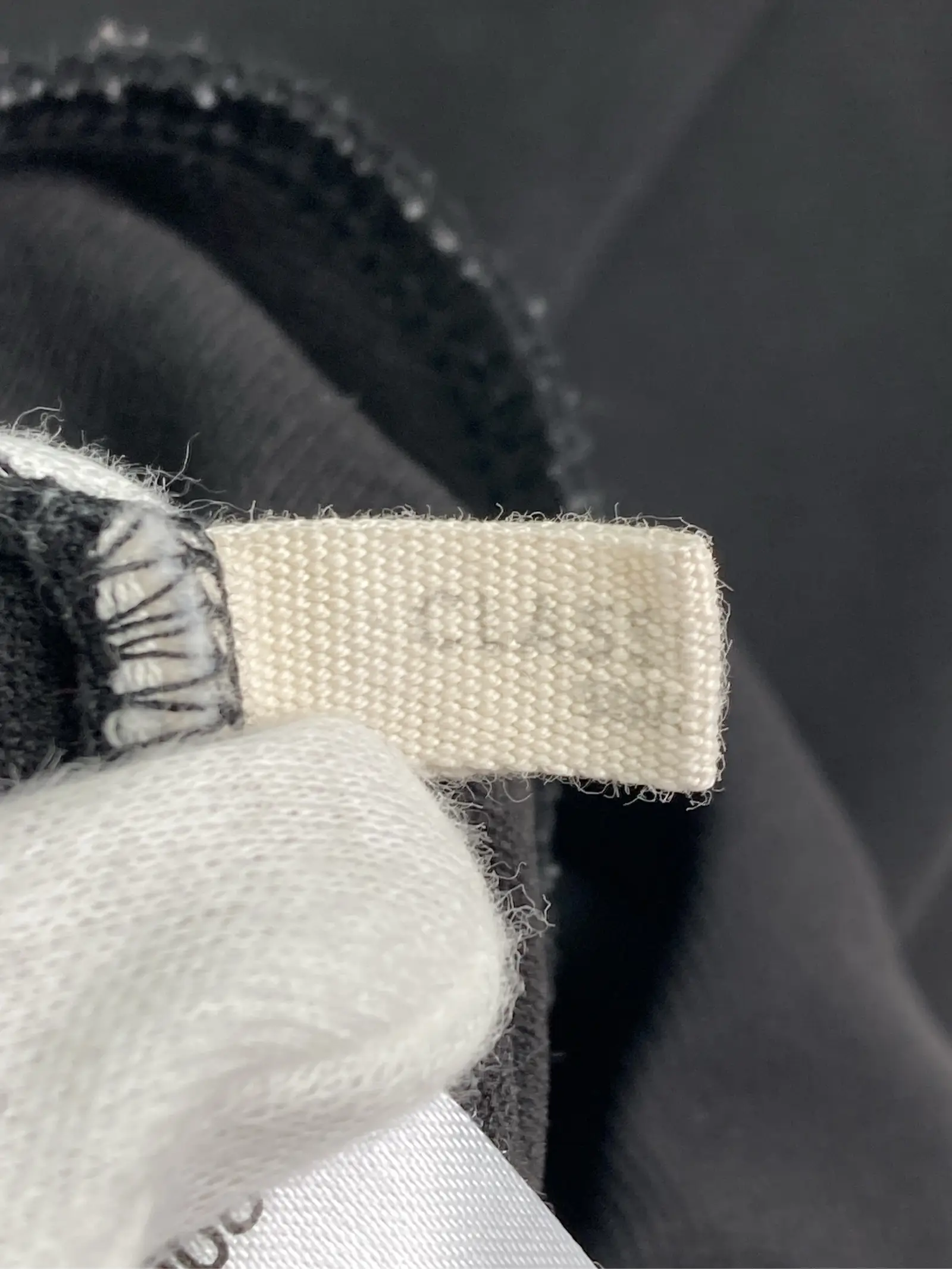 https://r2-worker.digdig.jp/product/e211576d-3409-45fa-97e2-8b35402e614e/fb045823-6ccd-4c01-9bf3-967d64542a2d