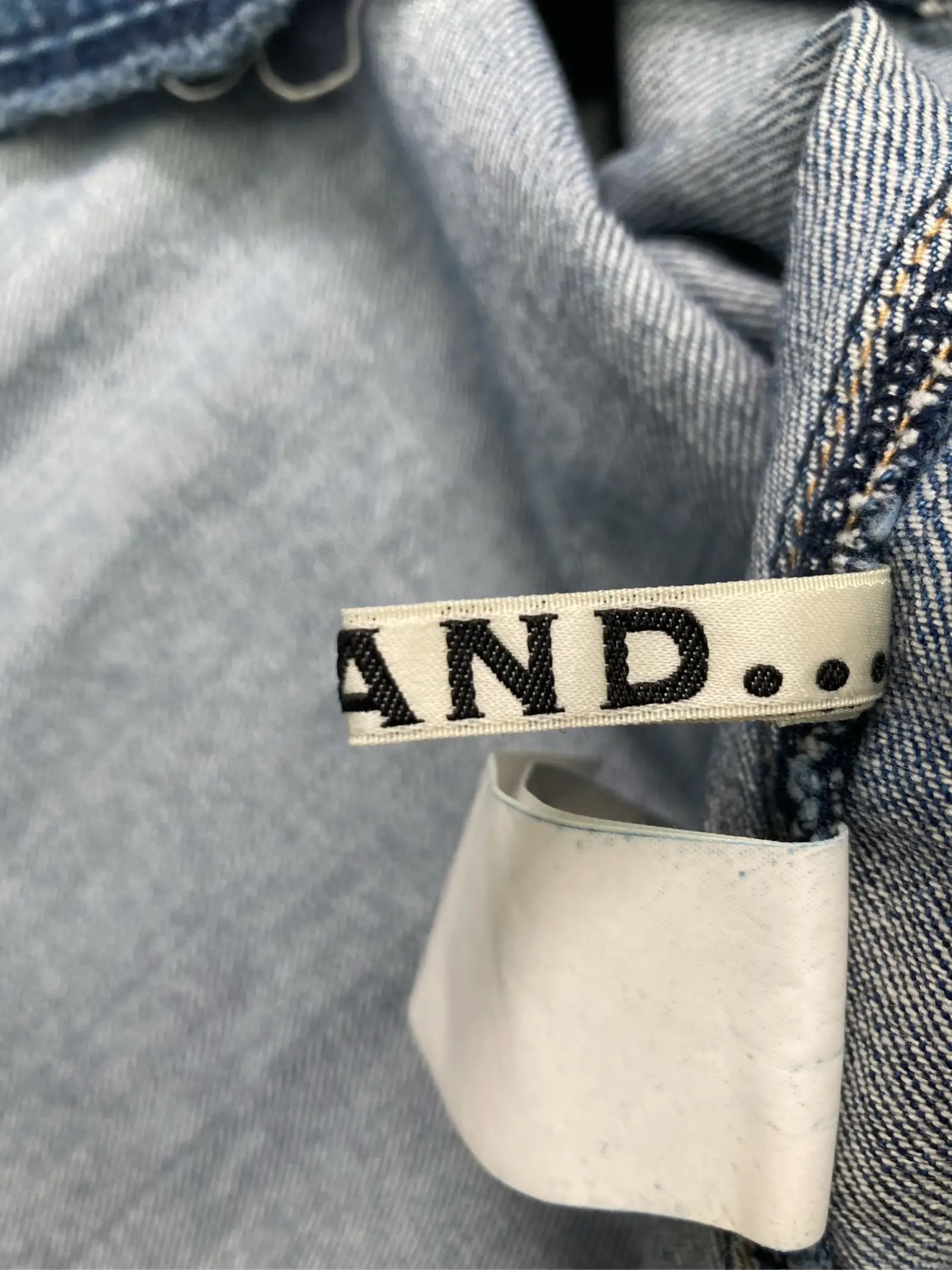 https://r2-worker.digdig.jp/product/e2376352-77ad-4217-87ce-1e6bce49a193/4836d653-2e27-4e42-bfe1-6d51851a11e0