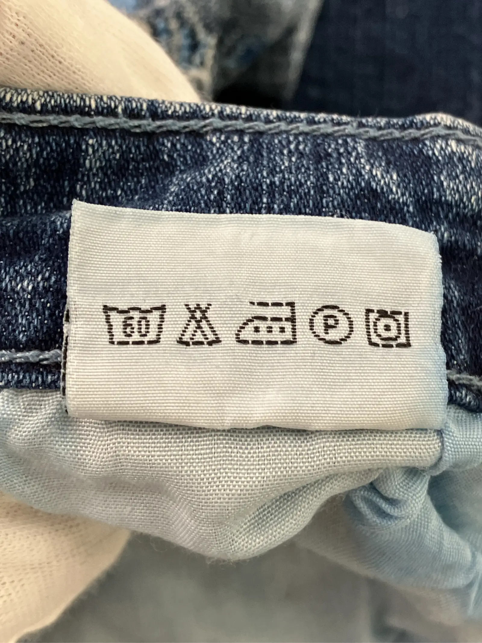 https://r2-worker.digdig.jp/product/e24d3f62-f131-49cc-8d44-1719f0087824/9f3e9510-d531-4cfc-9402-b116c3c9cc34