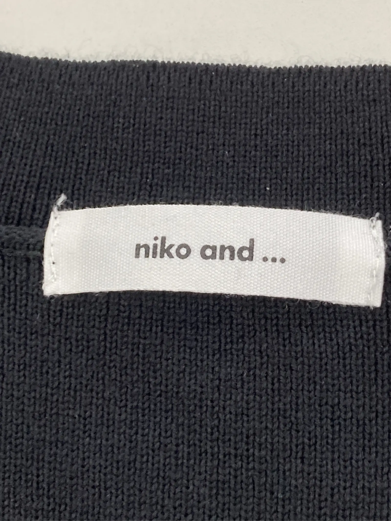 https://r2-worker.digdig.jp/product/e29a6dea-ceaa-4405-a3ef-cb11d5c776bb/01f8d986-acdb-4f4f-aaa1-99031e72f1d0