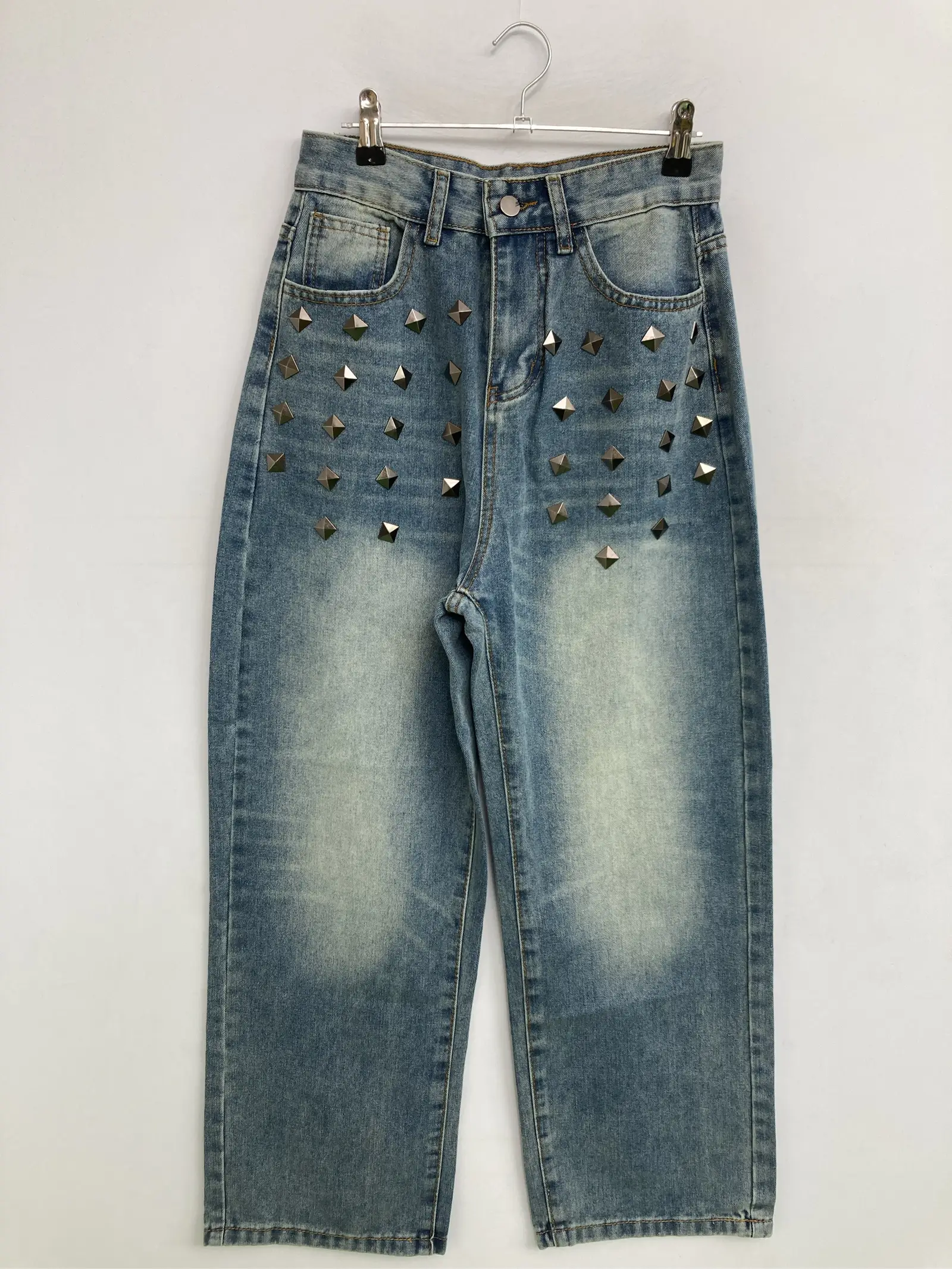 https://r2-worker.digdig.jp/product/e2abc138-8492-467b-b0f3-31dd0b7a6919/ea5574ca-8980-4e2b-a0ce-2900feccb61d