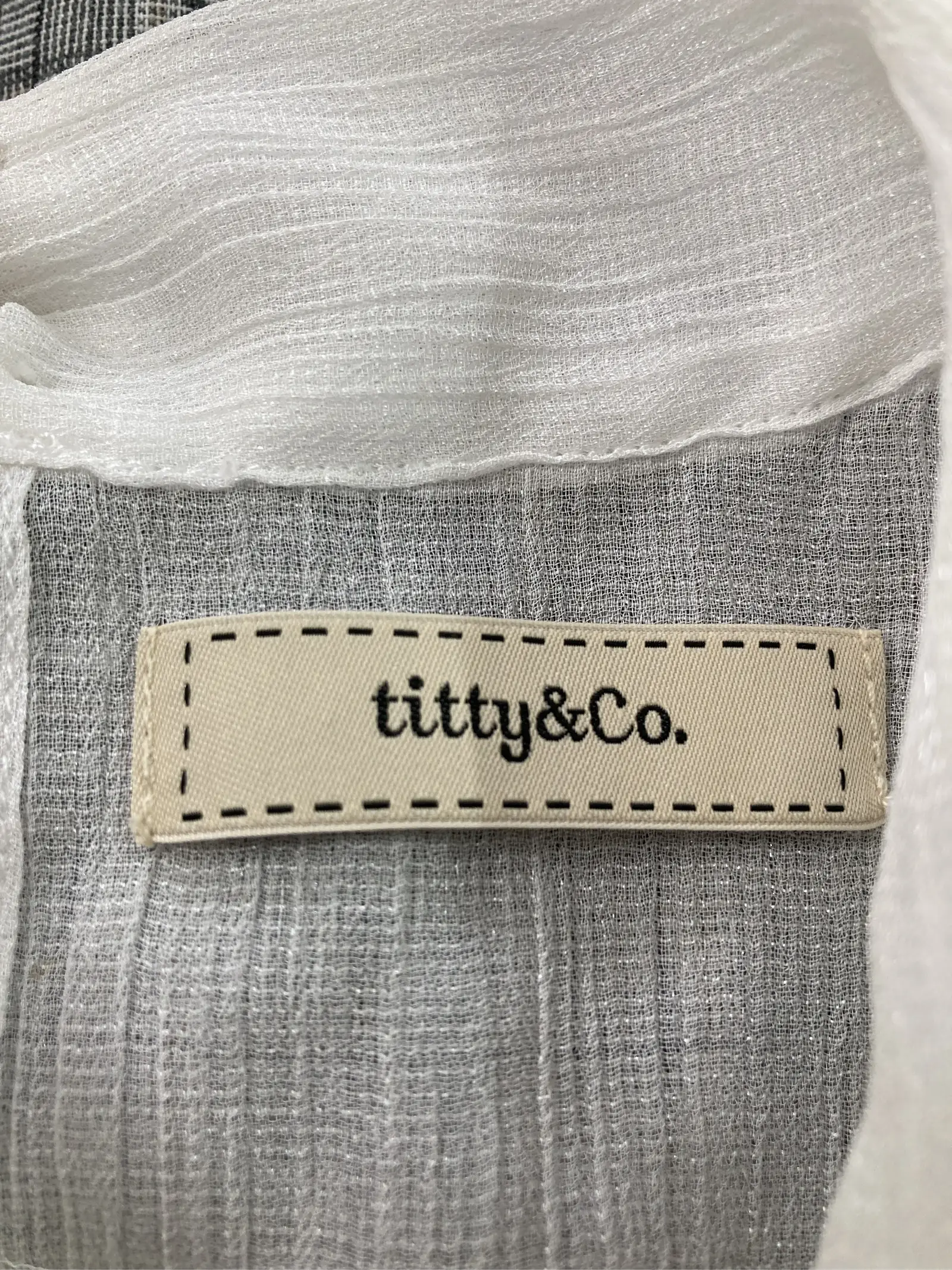 https://r2-worker.digdig.jp/product/e30958fb-d29f-49f9-a8d5-e0c9e5e69423/a3da91cf-096e-489f-839e-0edd66853c82