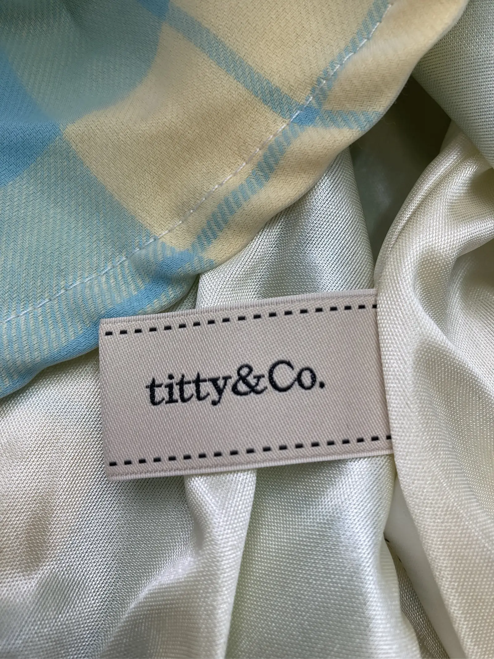 https://r2-worker.digdig.jp/product/e365ea56-66b6-4884-824a-725866419fcc/581d5346-6e61-49d7-a06f-c6ff0a905295