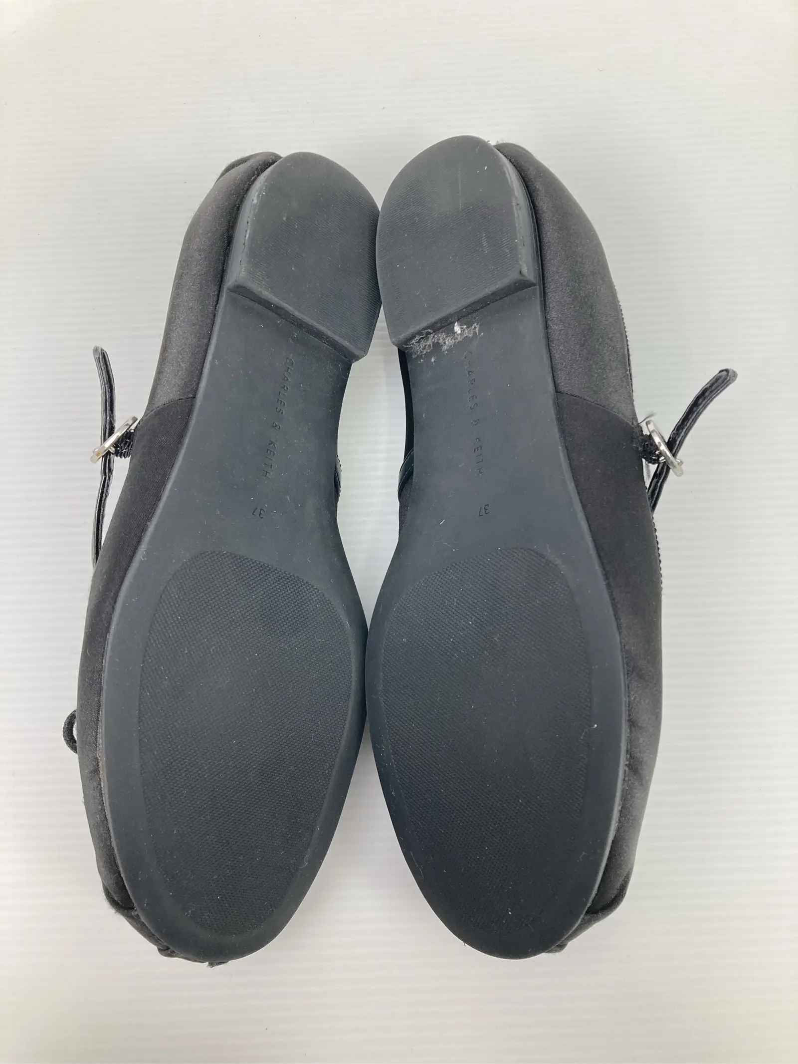 https://r2-worker.digdig.jp/product/e37eb479-67a3-4627-ac56-453fc9022327/75532f44-fc49-45e6-a679-b82145b74d56