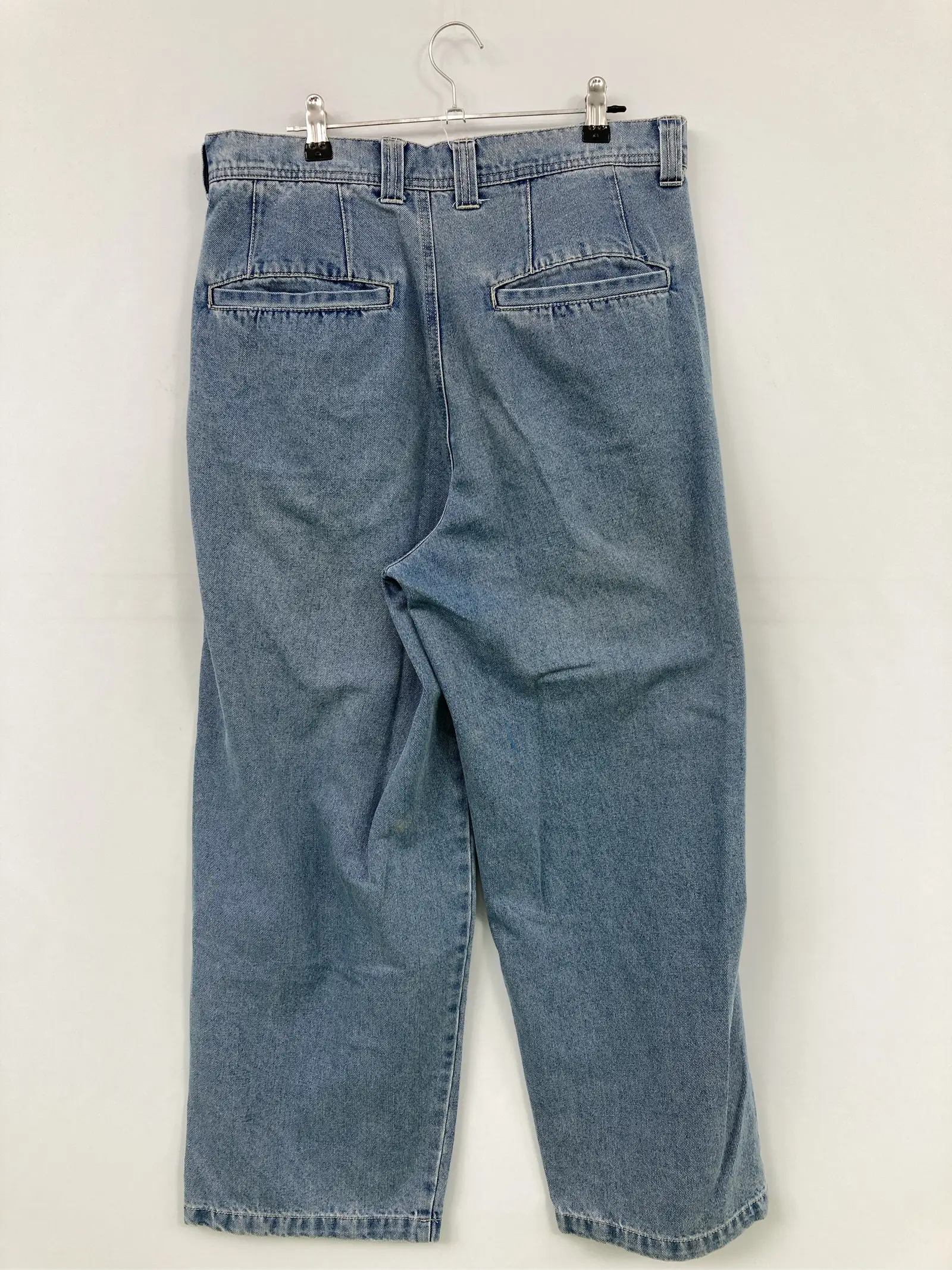 https://r2-worker.digdig.jp/product/e3948537-a019-43ac-ab46-c6ef21b9ee8d/89efba88-947a-4b93-94bb-656b507e55a2