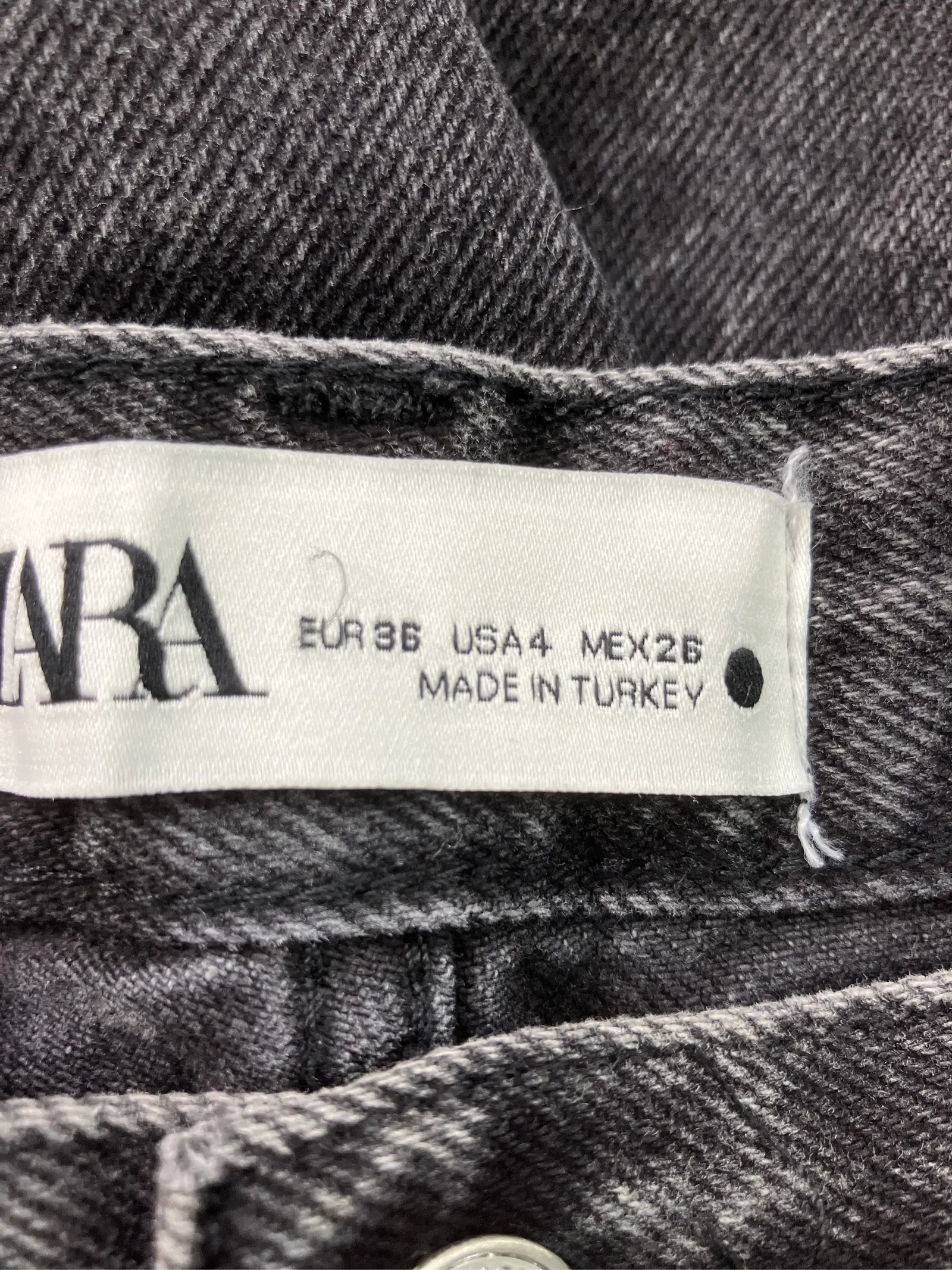 https://r2-worker.digdig.jp/product/e3c3fbe5-6bfa-442c-8544-056aebb9aafd/7bac3955-a75b-48f7-887a-92a6cd764037